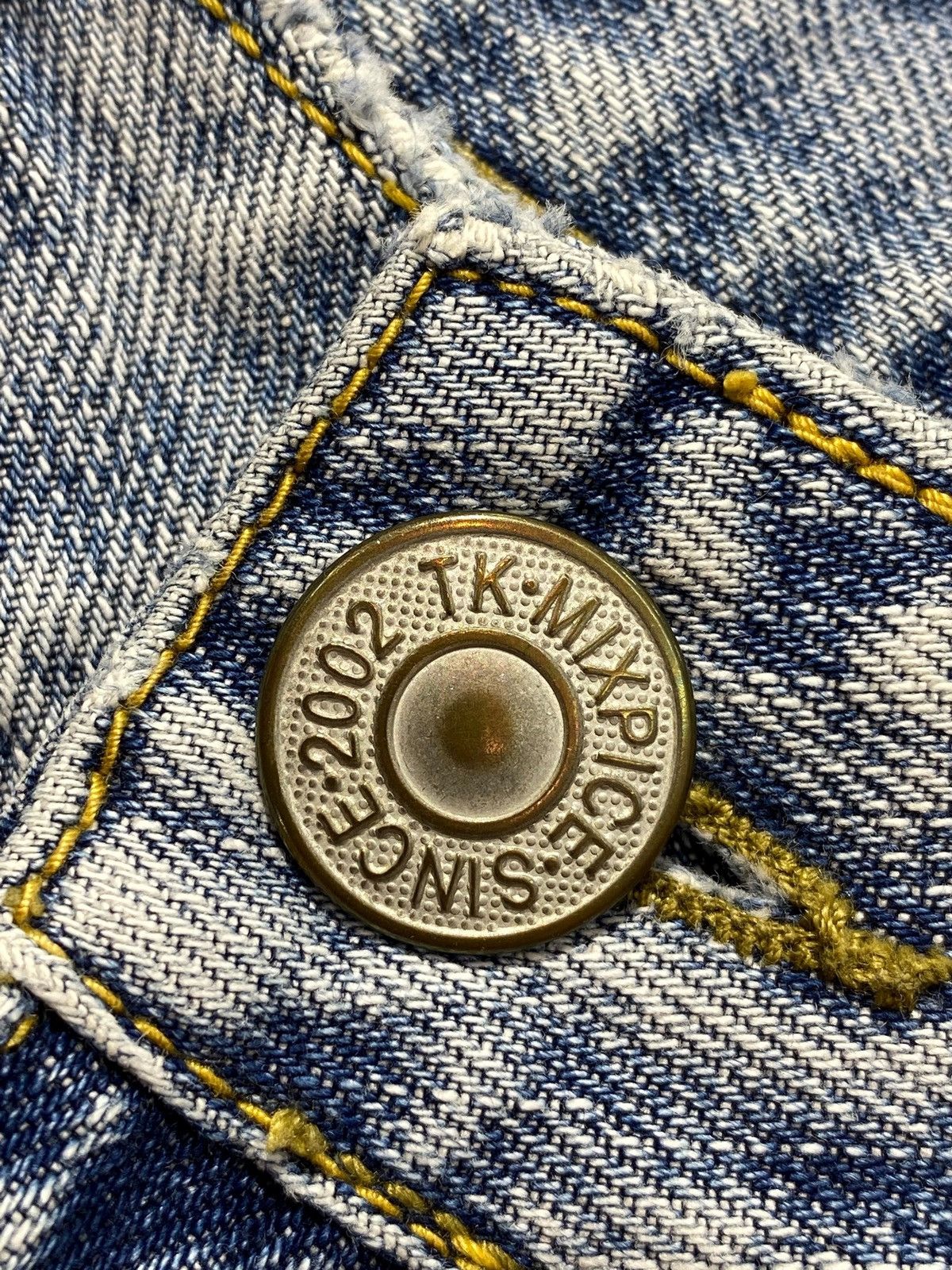 Japanese Brand Japanese Brand Faded Blue Wash whiskers Style Loose Jeans Size US 29 - 11 Thumbnail