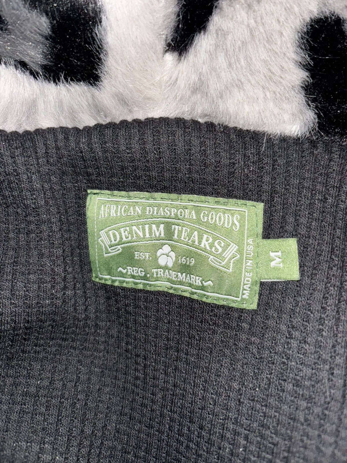 DENIM TEARS Denim Tears Panther Print Fur Zip-up Black Size US M / EU 48-50 / 2 - 3 Thumbnail