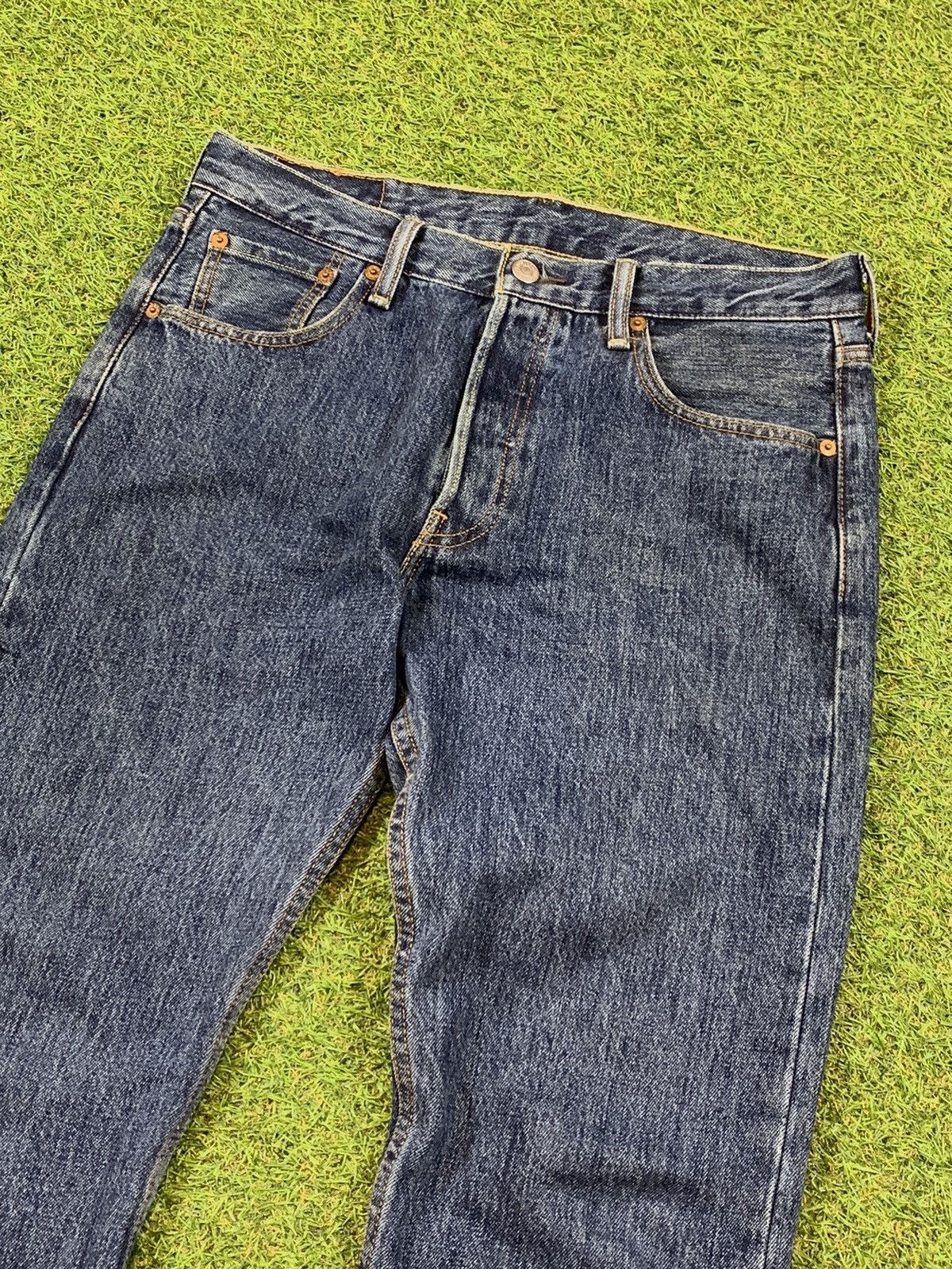 Levi's Vintage Y2K Levis jeans denim streetwear style size 30x30 Size US 30 / EU 46 - 2 Thumbnail