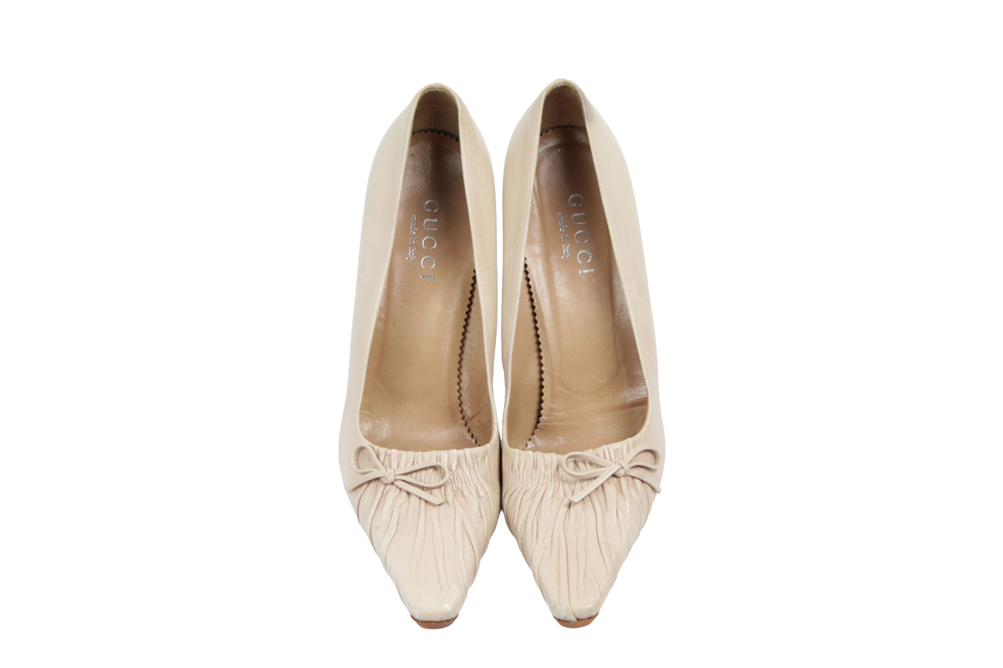 Gucci F/W99 Tom Ford Era Crinkle Bow Pumps Vintage Size US 7 / IT 37 - 8 Thumbnail