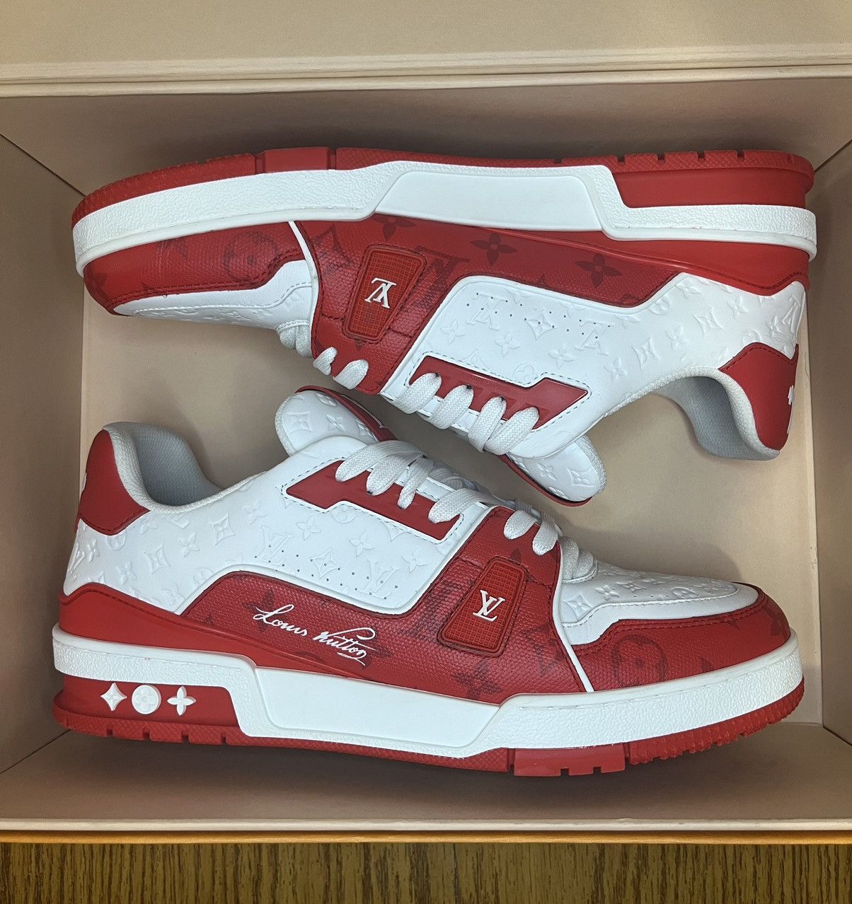 Louis Vuitton Louis Vuitton Monogram Trainer #54 Signature (Red