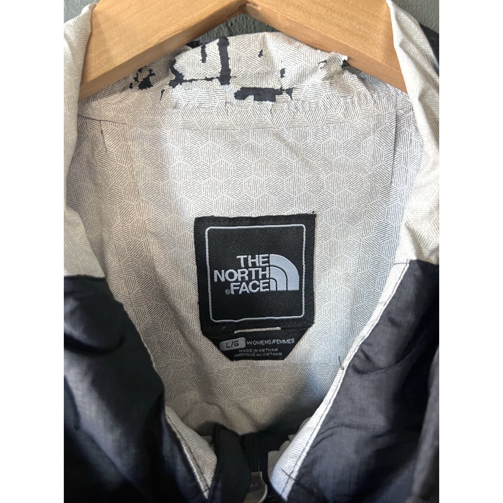 The North Face The North Face Womens Jacket Size Large Black Softshell Lightweight Full Zip Size L / US 10 / IT 46 - 3 Thumbnail