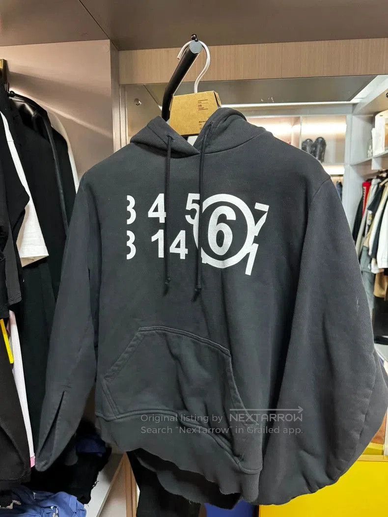 Maison Margiela MM6 Maison Margiela Hooded Sweatshirt. Size US M / EU 48-50 / 2 - 1 Thumbnail