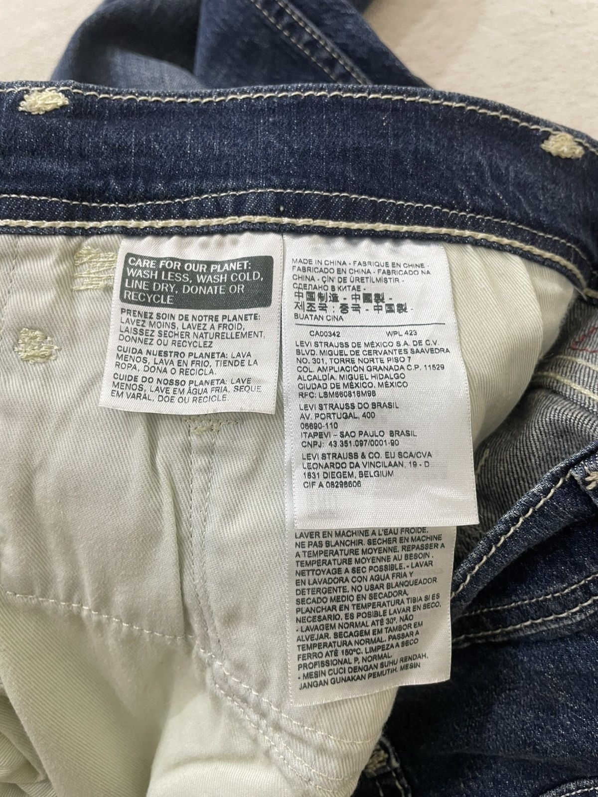 Levi's Vintage Clothing Levis Red San fransisco Vintage Denim Stonewash Y2K Size US 34 / EU 50 - 7 Thumbnail