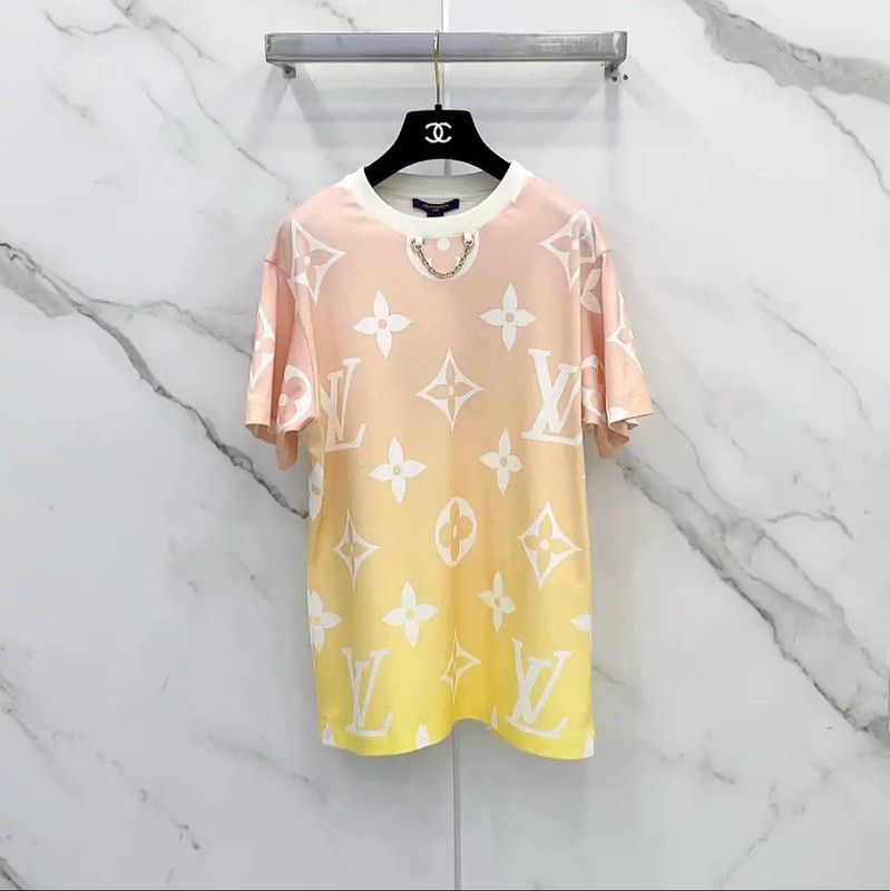 Louis Vuitton Louis Vuitton Color Block Summer T-shirt 0089 Size M / US 6-8 / IT 42-44 - 1 Thumbnail