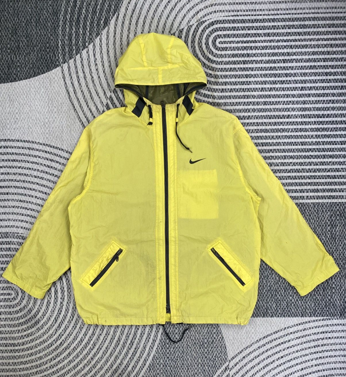 Nike Vintage 90’S Nike Yellow Fleece Lined Hooded Windbreaker Size US L / EU 52-54 / 3 - 1 Thumbnail