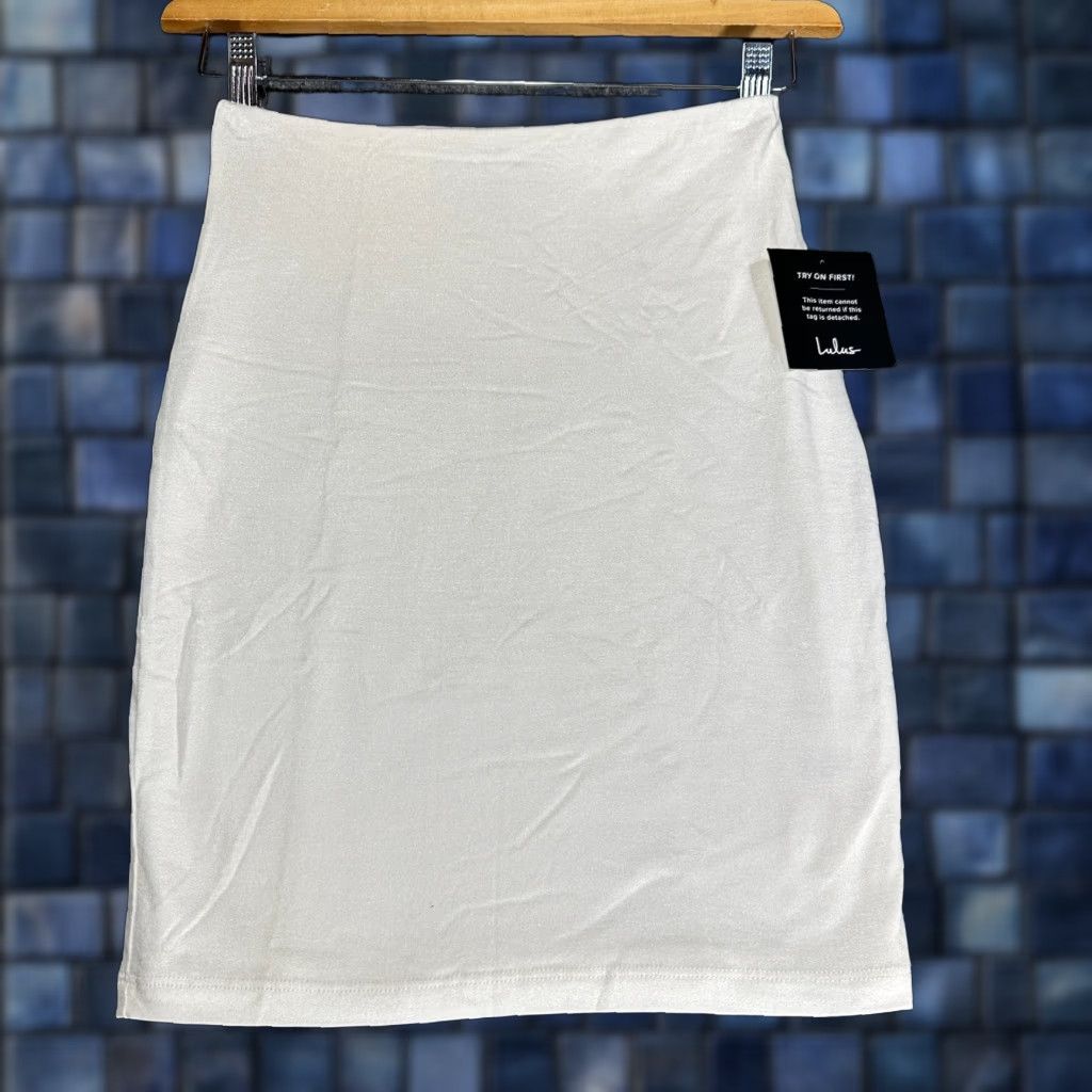 Lulus Lulus Skirt Womens XS Ivory Stretch Knit Pencil Lined Elastic Waist Pull On NEW Size 26" / US 2 / IT 38 - 1 Thumbnail