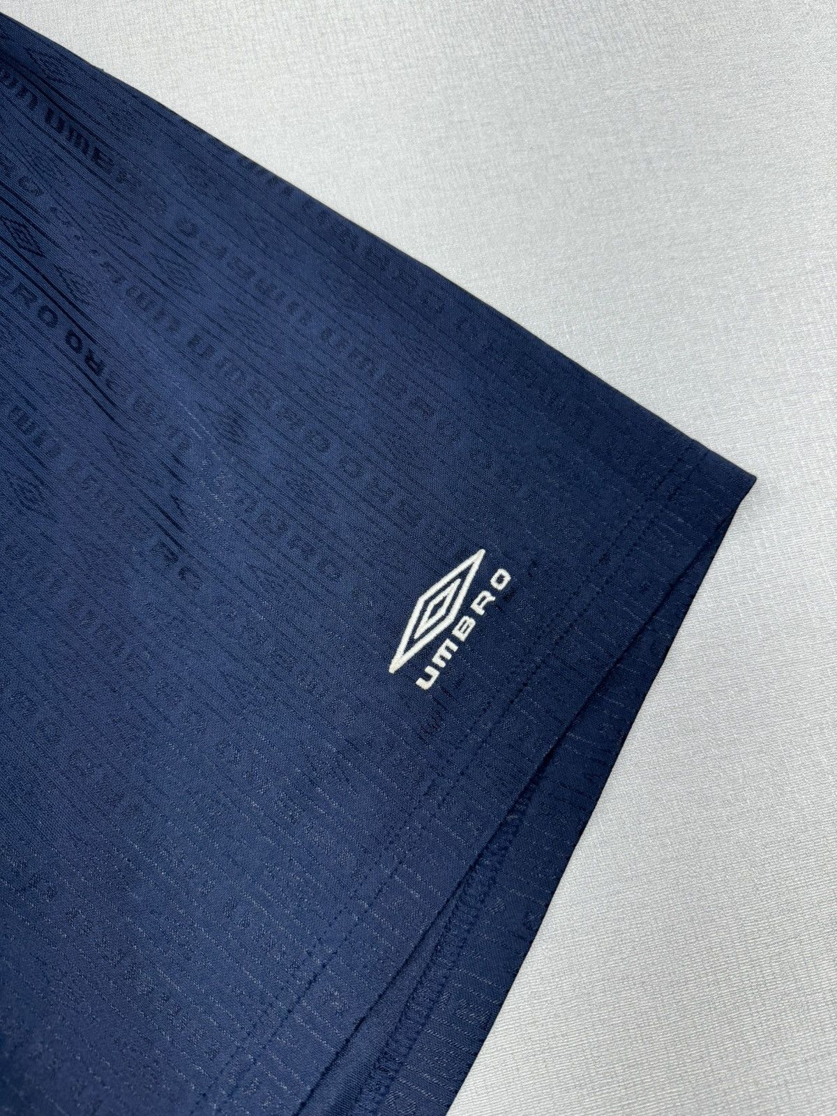 Umbro × Vintage Men’s Vintage Umbro Monogram Soccer Football Shorts size XXL Size US 36 / EU 52 - 2 Thumbnail
