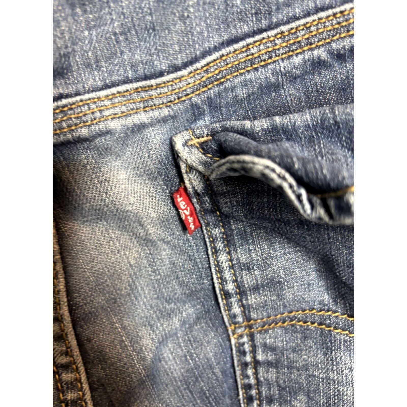 Levi's Levi's 514 Jeans Mens 38x32 Slim Straight Button Fly Flap Pocket Distressed Denim Blue Medium Wash Size US 38 / EU 54 - 3 Thumbnail