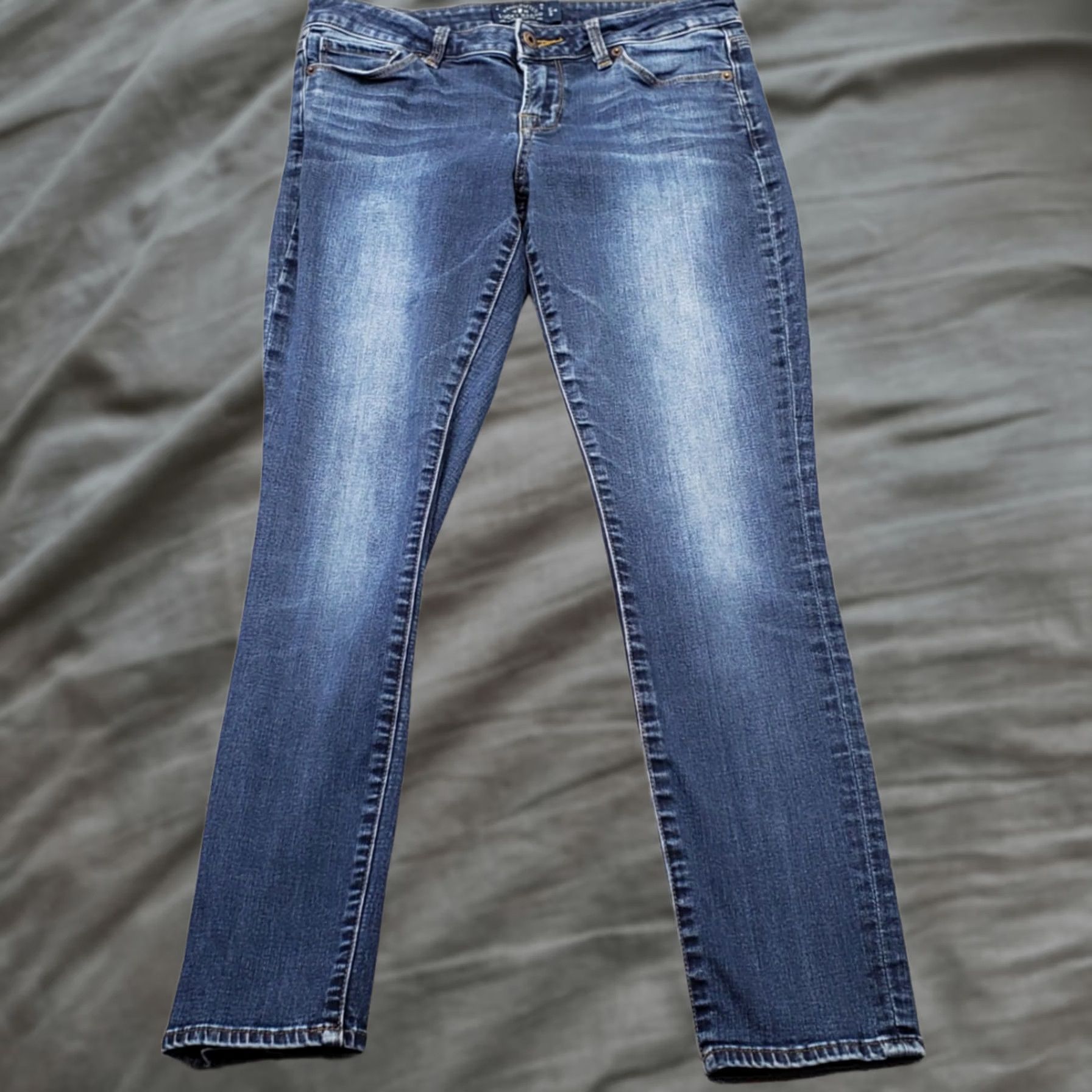 Lucky Brand Lucky Brand Jeans Womens Navy Denim 5-Pocket Faded Whiskered Straight Leg Size 4 Pants Size 27" / US 4 / IT 40 - 1 Thumbnail