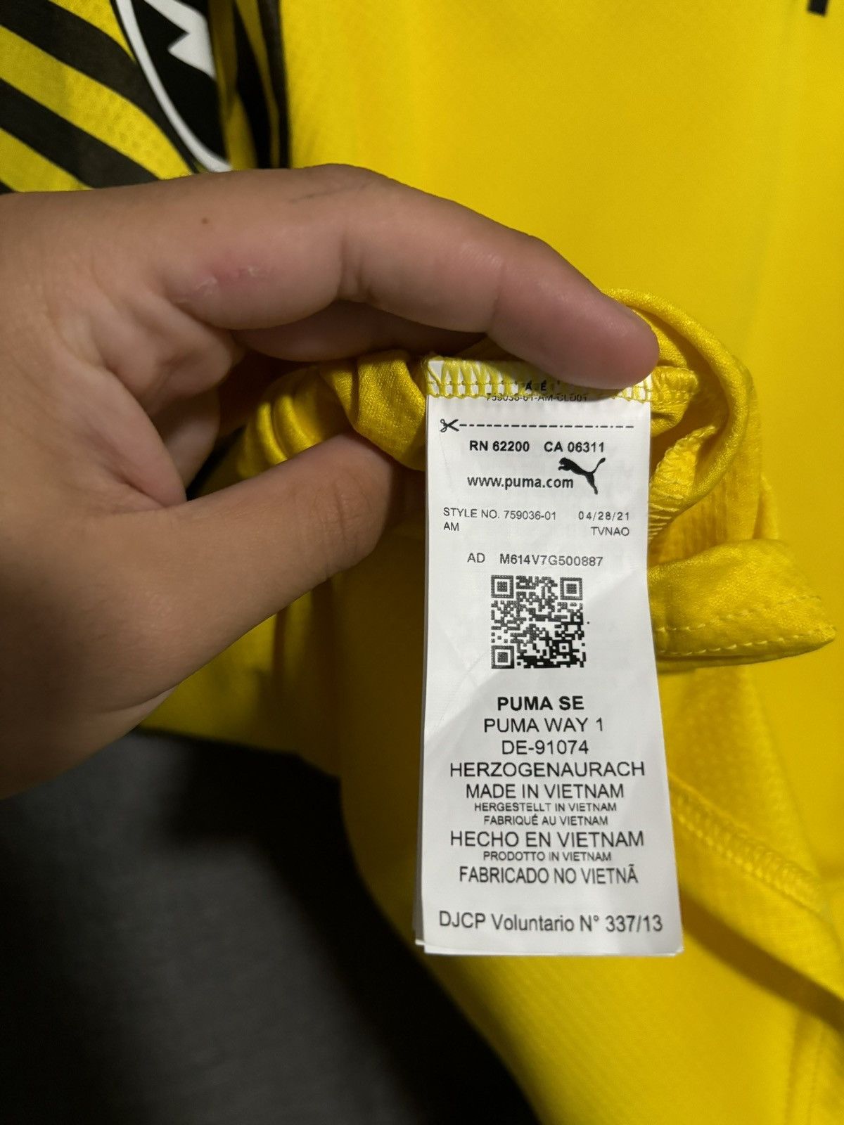 Puma Borussia Dortmund 2021-22 Home Jersey Size US XL / EU 56 / 4 - 4 Thumbnail