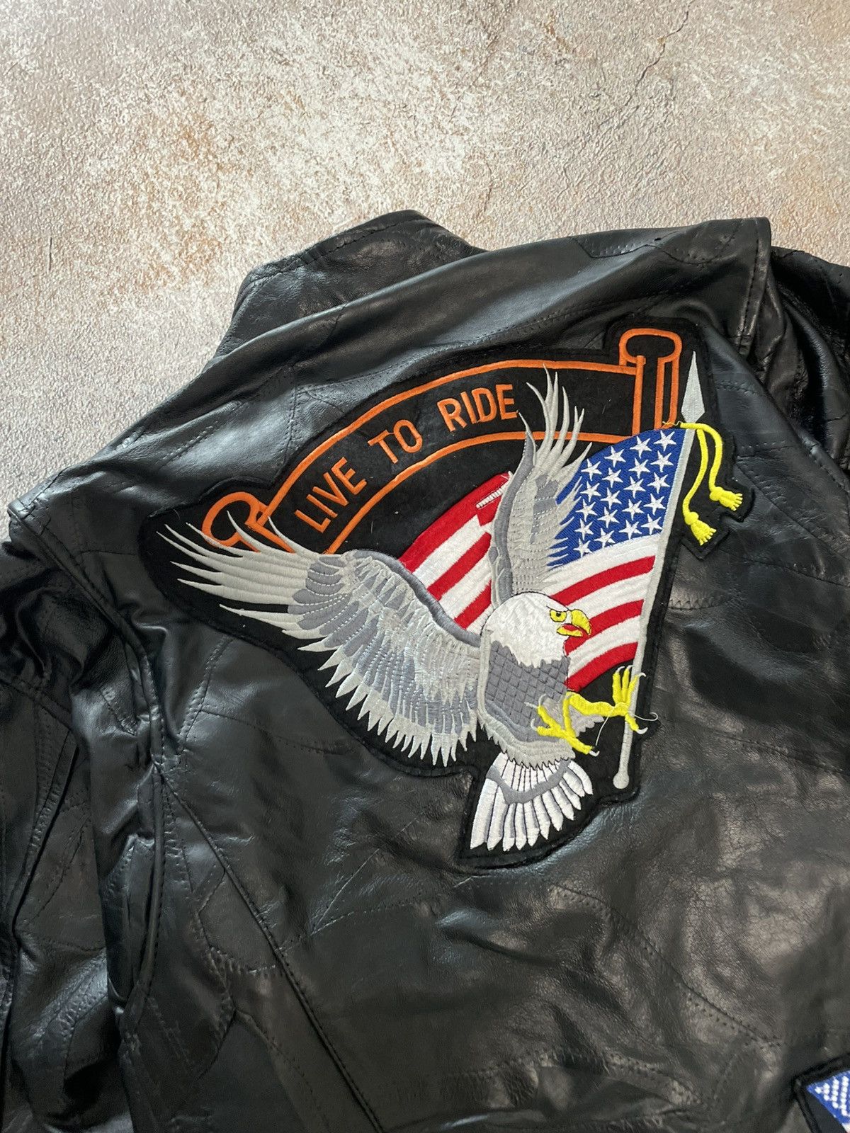 Genuine Leather Vintage Buffalo USA Flag Leather Biker Jacket Size US XL / EU 56 / 4 - 3 Thumbnail