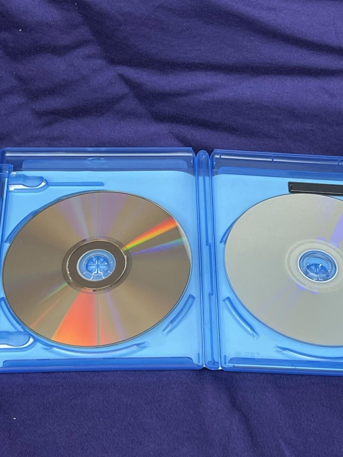 Other MegamindTwo-Disc Blu-ray/DVD Combo - DVD - Very Good Size ONE SIZE - 7 Thumbnail