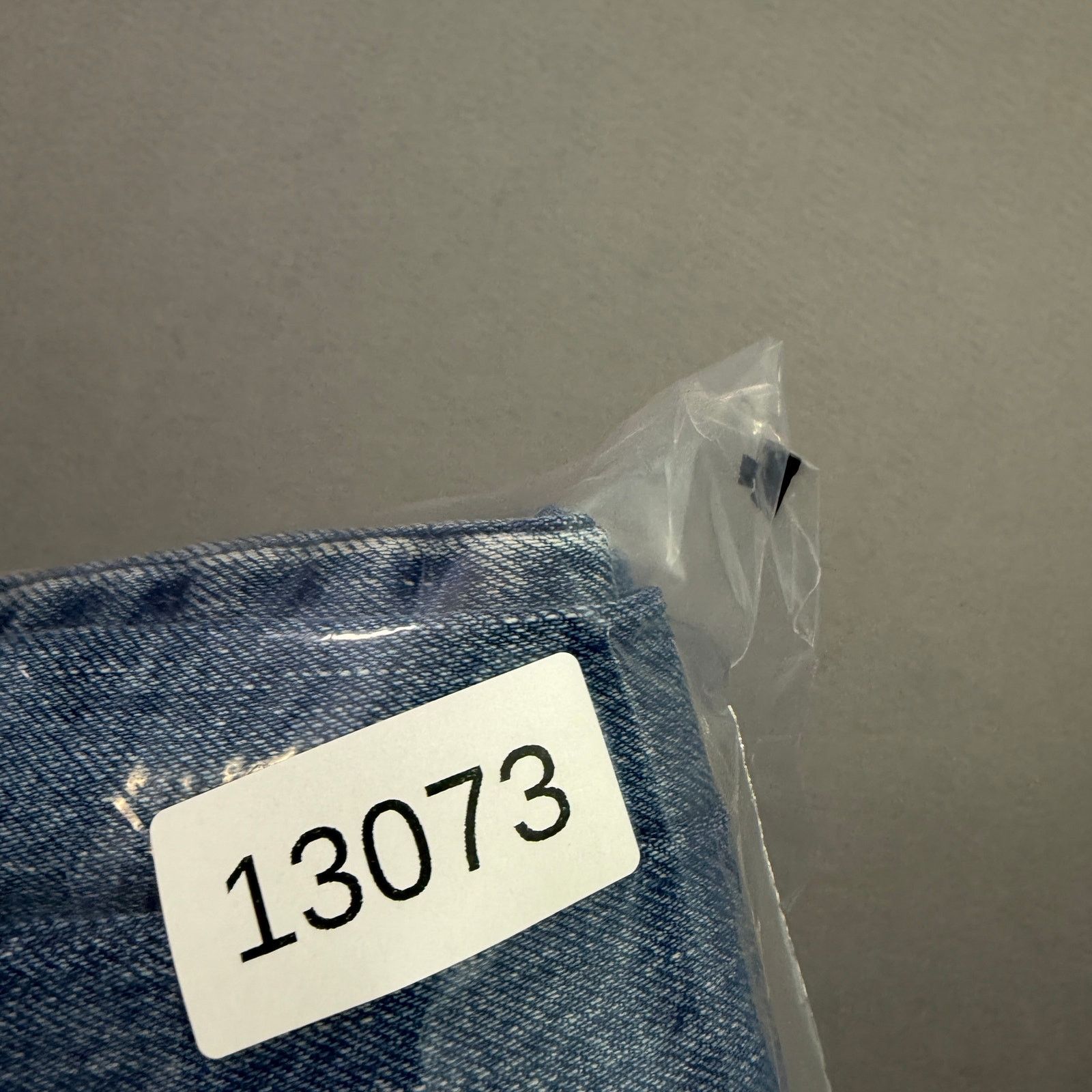 Levi's Vintage Levis 505 Jeans 32x34 Regular Straight Leg 2002 Size US 32 / EU 48 - 10 Thumbnail