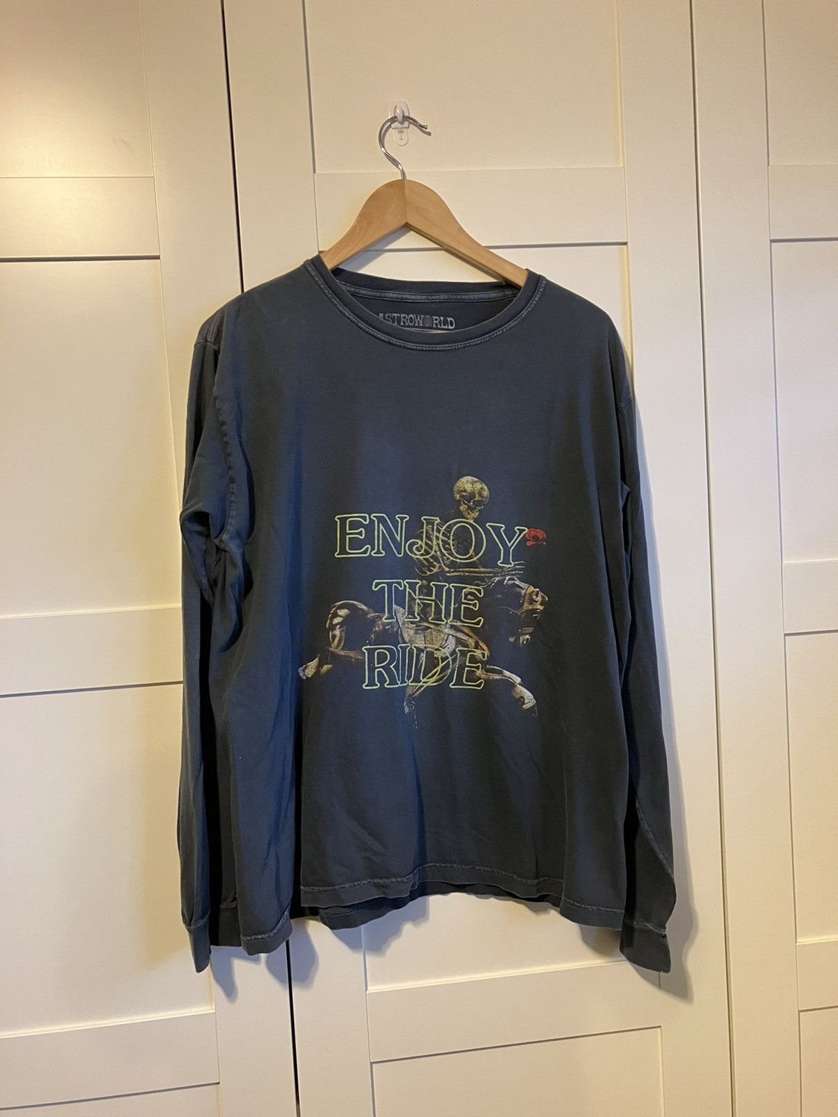 Travis Scott Astro world long sleeve Size US L / EU 52-54 / 3 - 1 Thumbnail