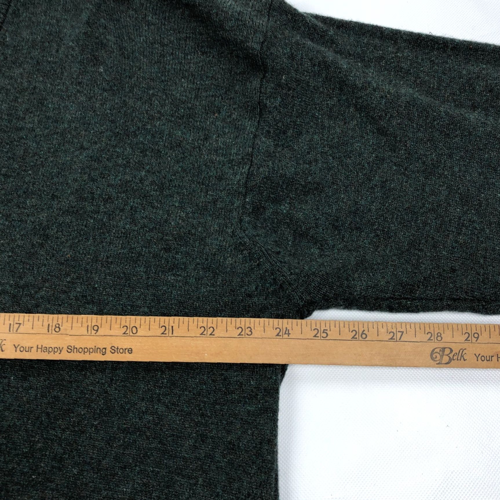 Pendleton Pendleton V-Neck Sweater Dark Green XL Men Pullover Lambswool 100 Virgin Wool Ribbed Cuffs Hem Dry Clean Only 100% Lambswool Solid Knit Style Size US XL / EU 56 / 4 - 5 Thumbnail