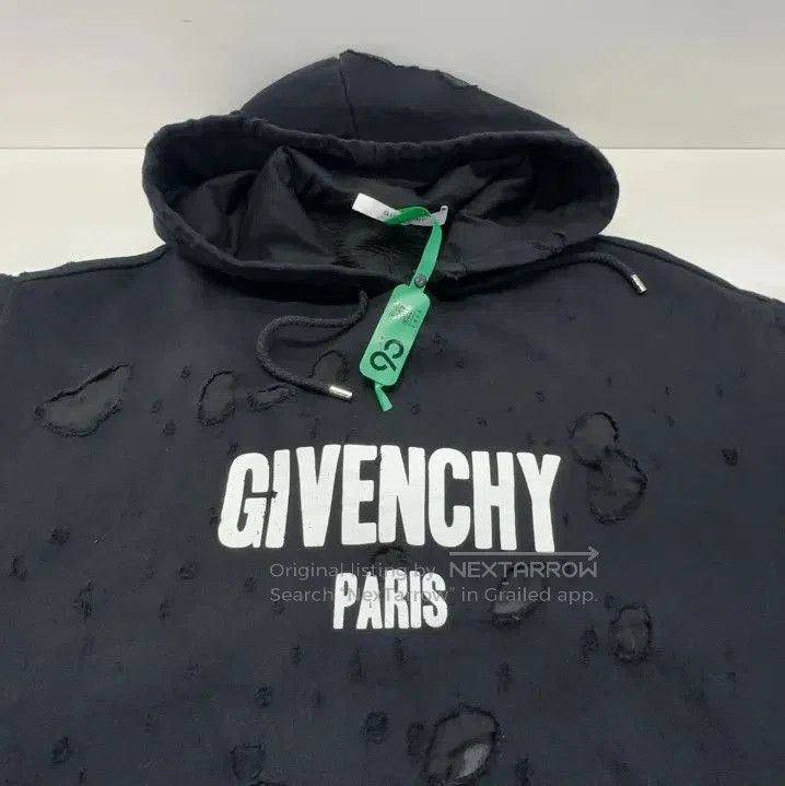 Givenchy Givenchy Logo Print Long-Sleeve Hooded Sweatshirt. Size US XS / EU 42 / 0 - 2 Thumbnail