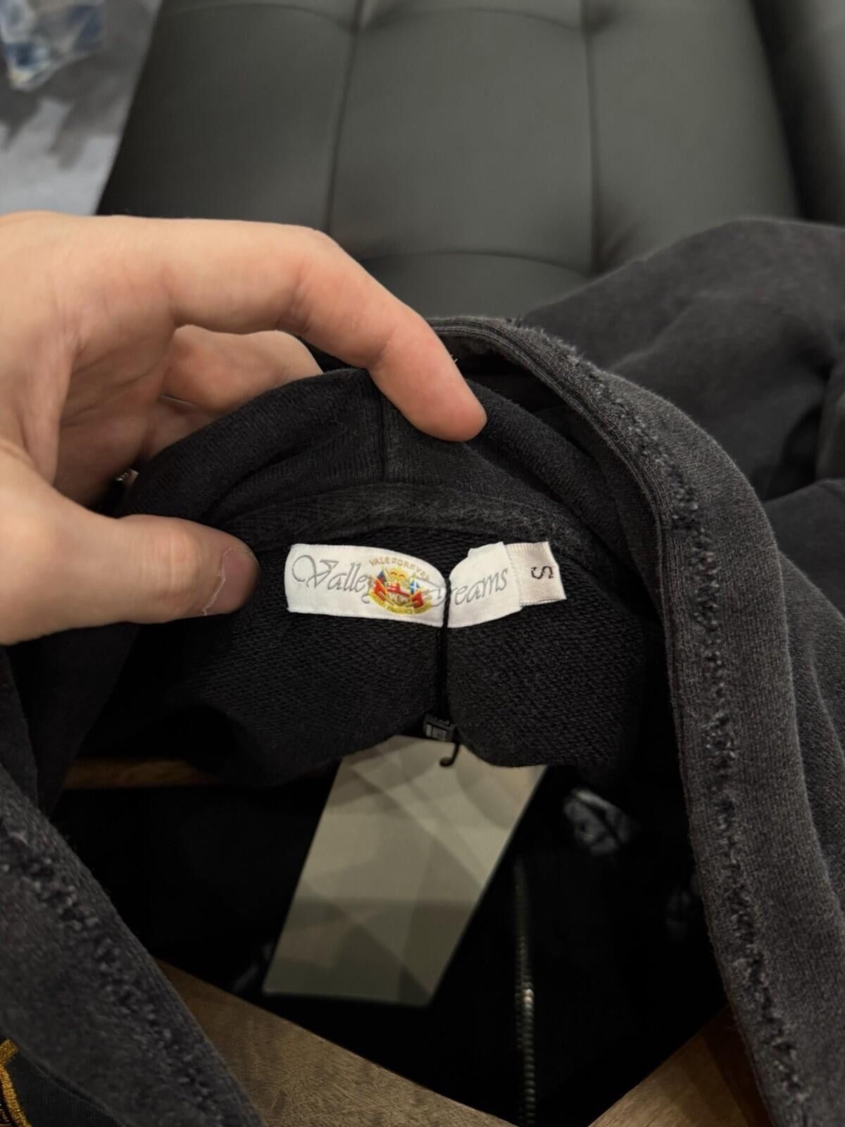 Vale S - Vale Zip Up Black Hoodie Authentic Valley Vale Forever Size US S / EU 44-46 / 1 - 9 Thumbnail