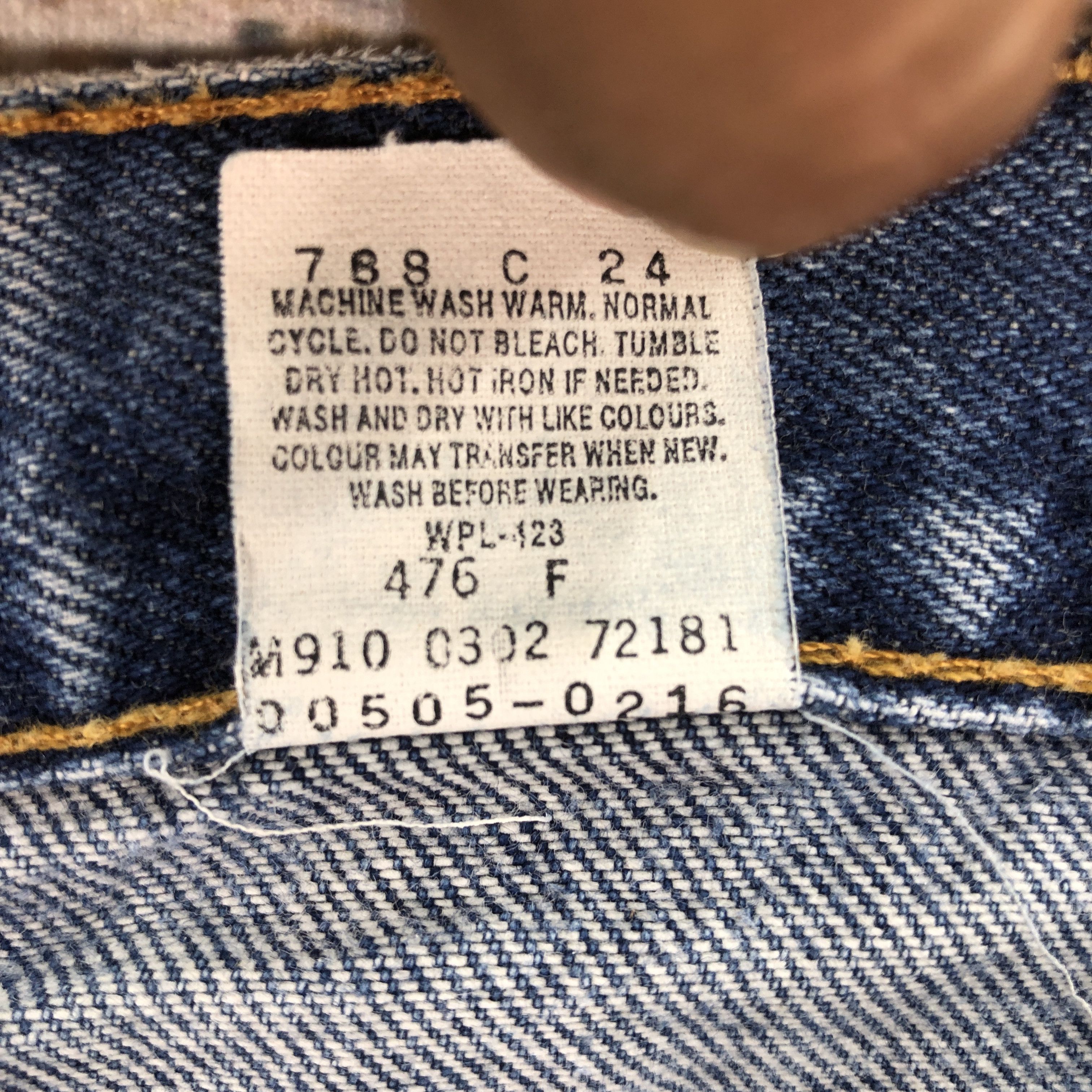 Levi's Vintage Distressed Levis 505 Jeans Levi's Stonewash Denim Size US 32 / EU 48 - 10 Thumbnail