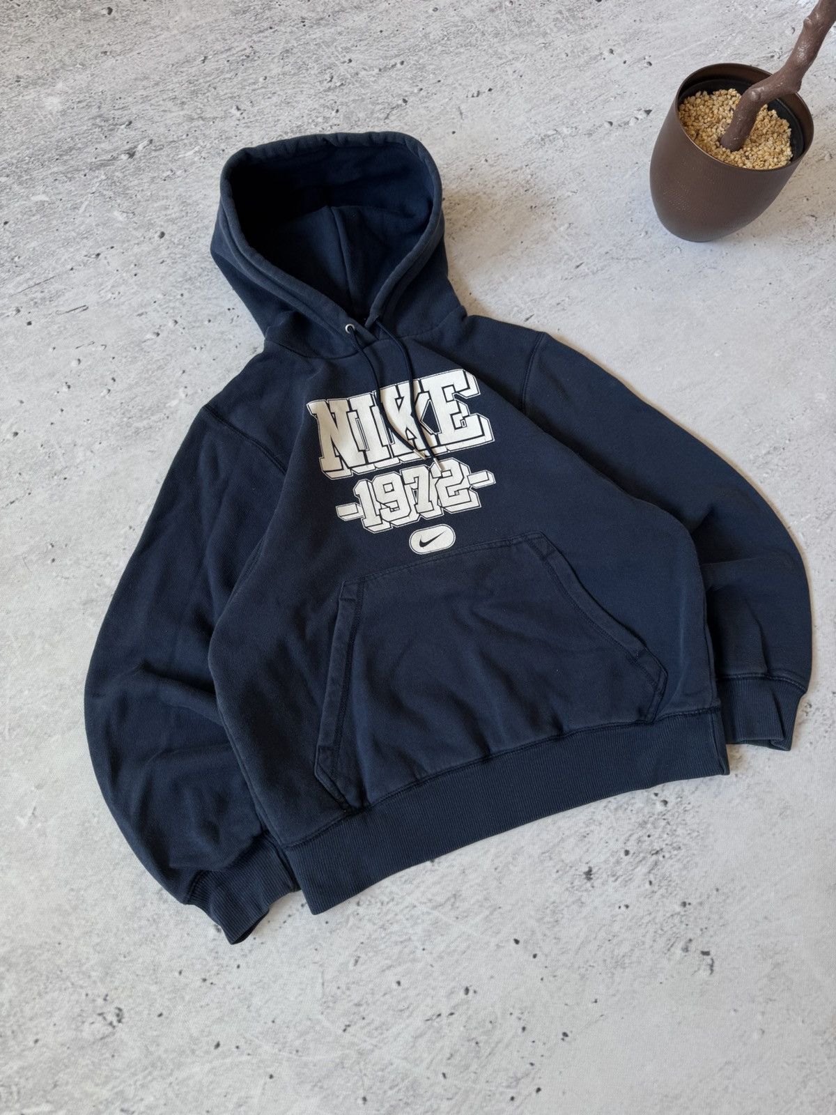 Nike × Vintage NIKE VINTAGE 00s y2k OVERSIZE BAGGY HOODIE CENTER LOGO Size US S / EU 44-46 / 1 - 1 Thumbnail