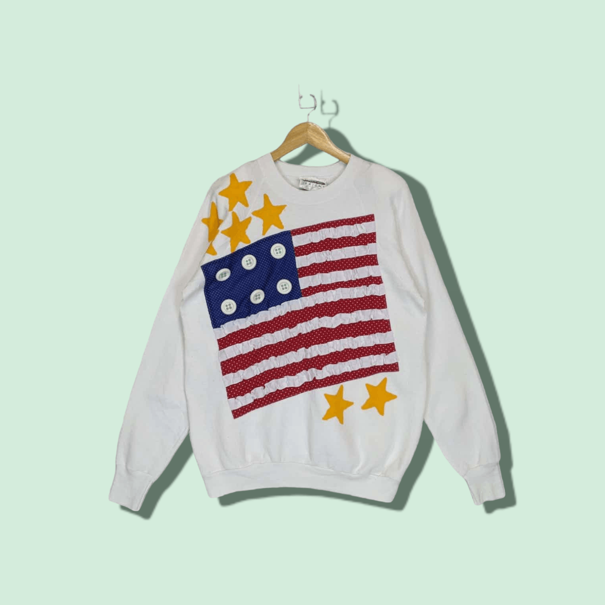 image of 1990X Clothing x Fruit Of The Loom 80's Jennifer Rainer X Fotl Us Flag Big Image Sweatshirt in Whit