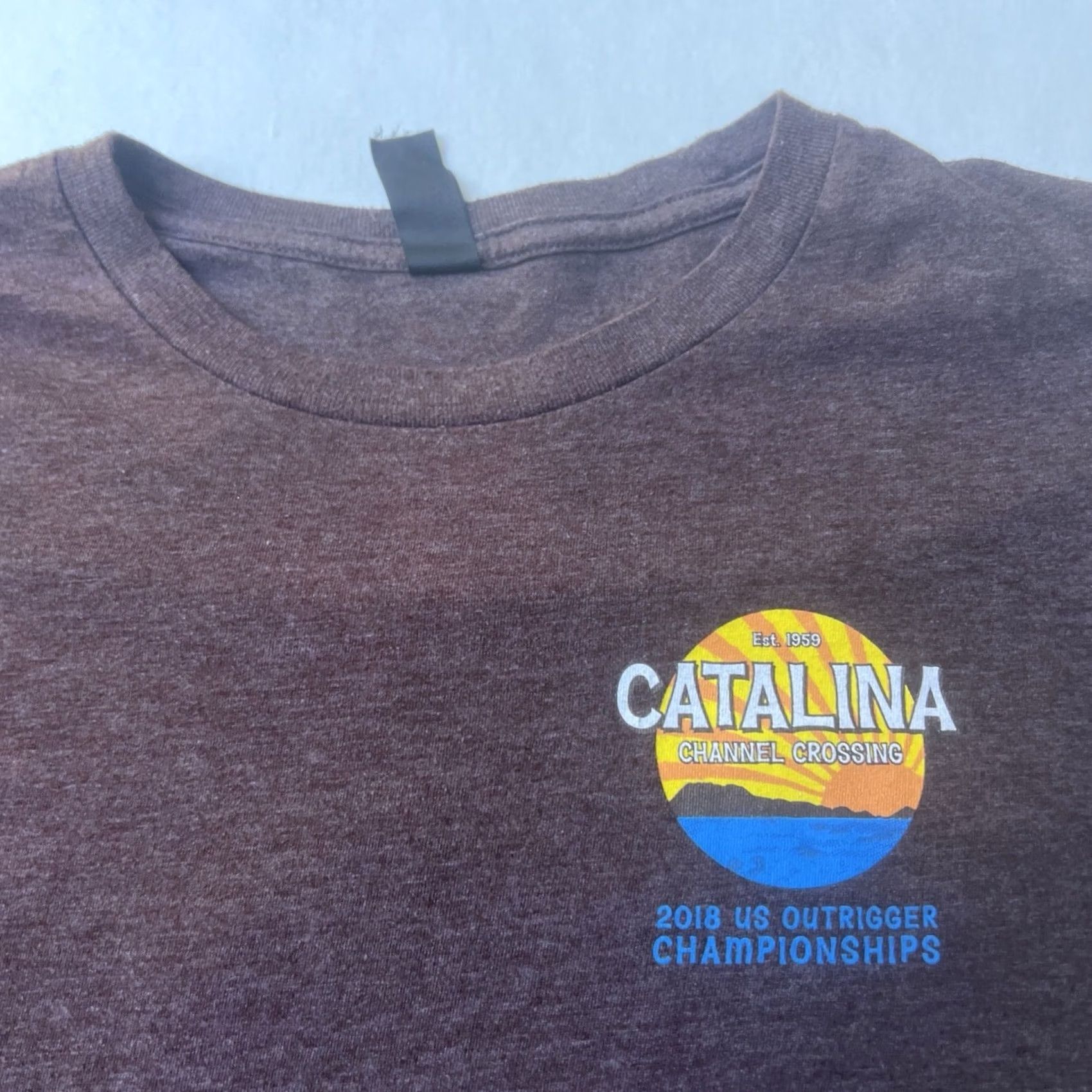 Vintage VINTAGE Catalina Channel Crossing Championships US Outrigger Canoe Club Shirt L Mens Gray District T-Shirt Graphic Print Logo Surfer 2018 Size US L / EU 52-54 / 3 - 3 Thumbnail