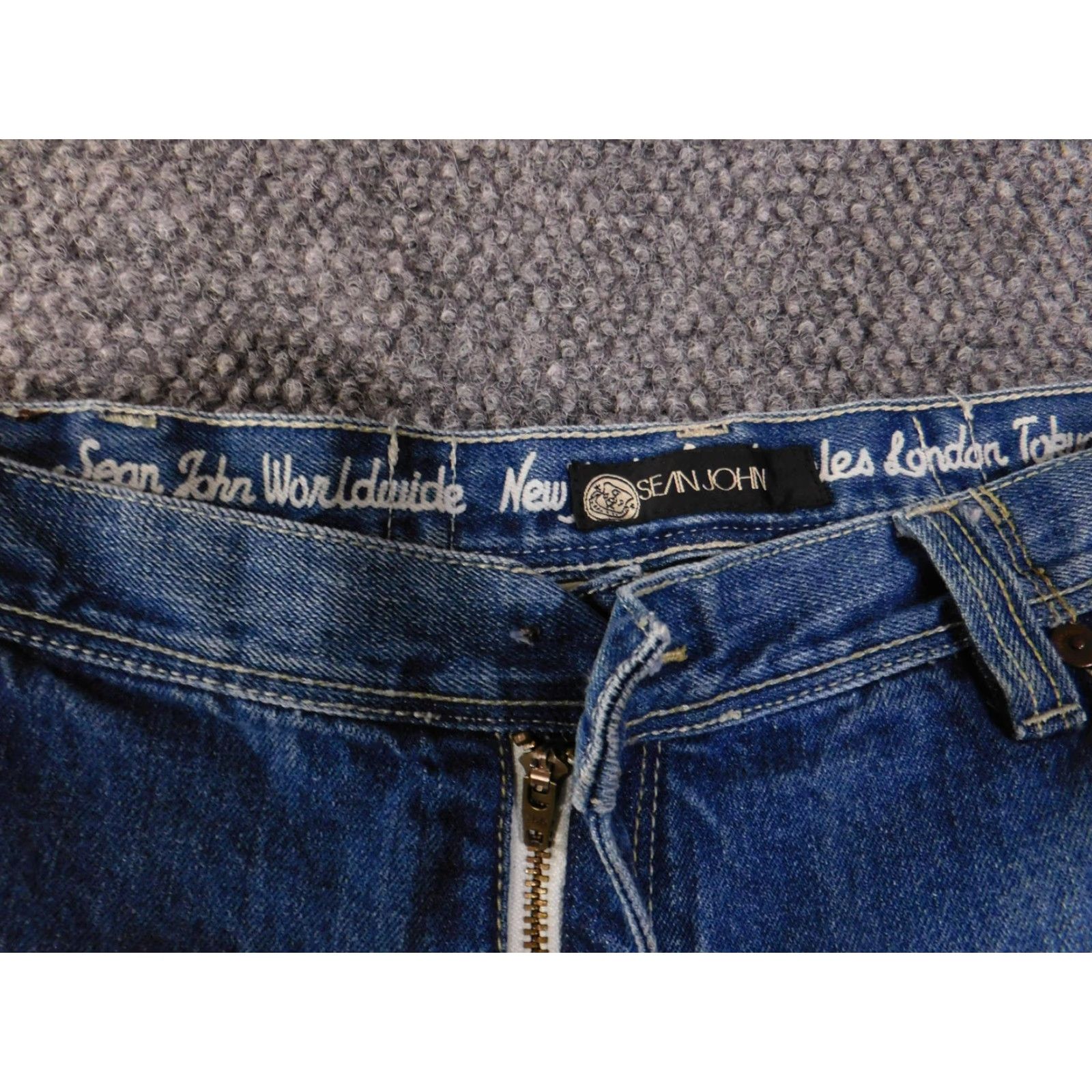 Sean John Sean John Jeans Mens 42 Blue Baggy Loose Fit Wide Leg Denim 5-Pocket Utility Patch Hip Hop Mens Regular Straight Denim Blue 42 Inseam 31 Size US 42 / EU 58 - 4 Thumbnail