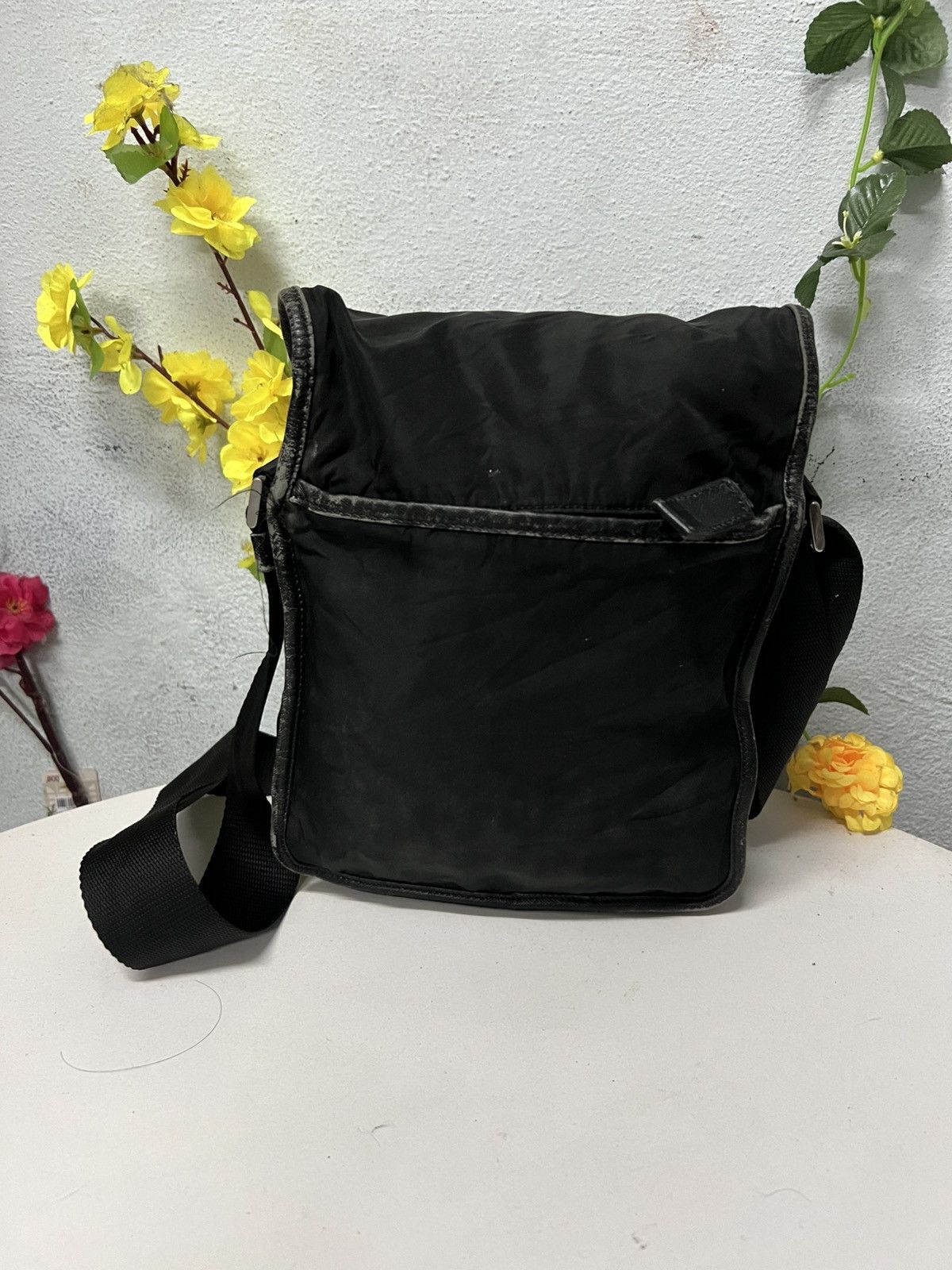 Prada Authentic Vintage Prada Black Shoulder Size ONE SIZE - 6 Thumbnail