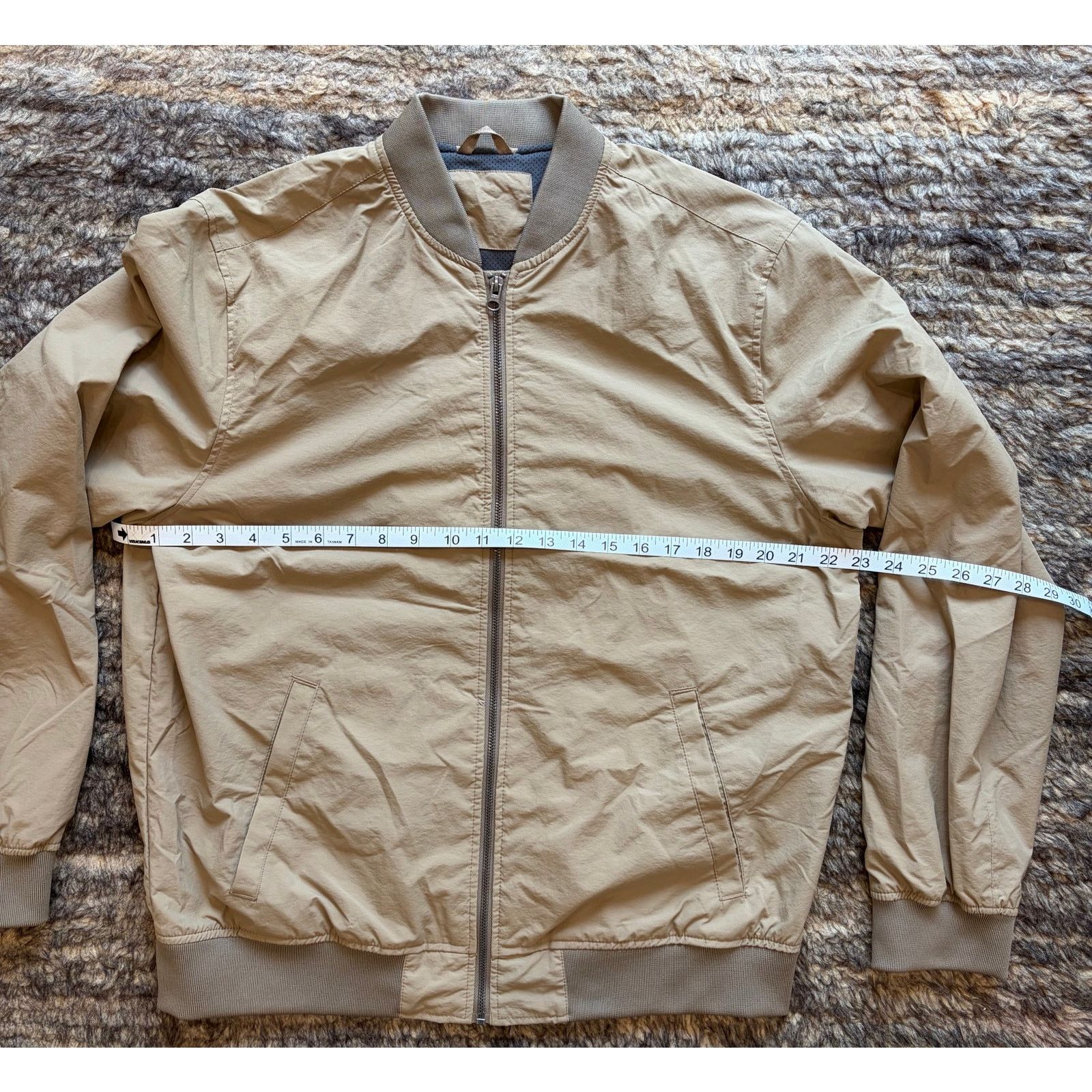 Banana Republic Men’s tan khaki bomber jacket Baracuta Large Banana Republic Size US L / EU 52-54 / 3 - 3 Thumbnail