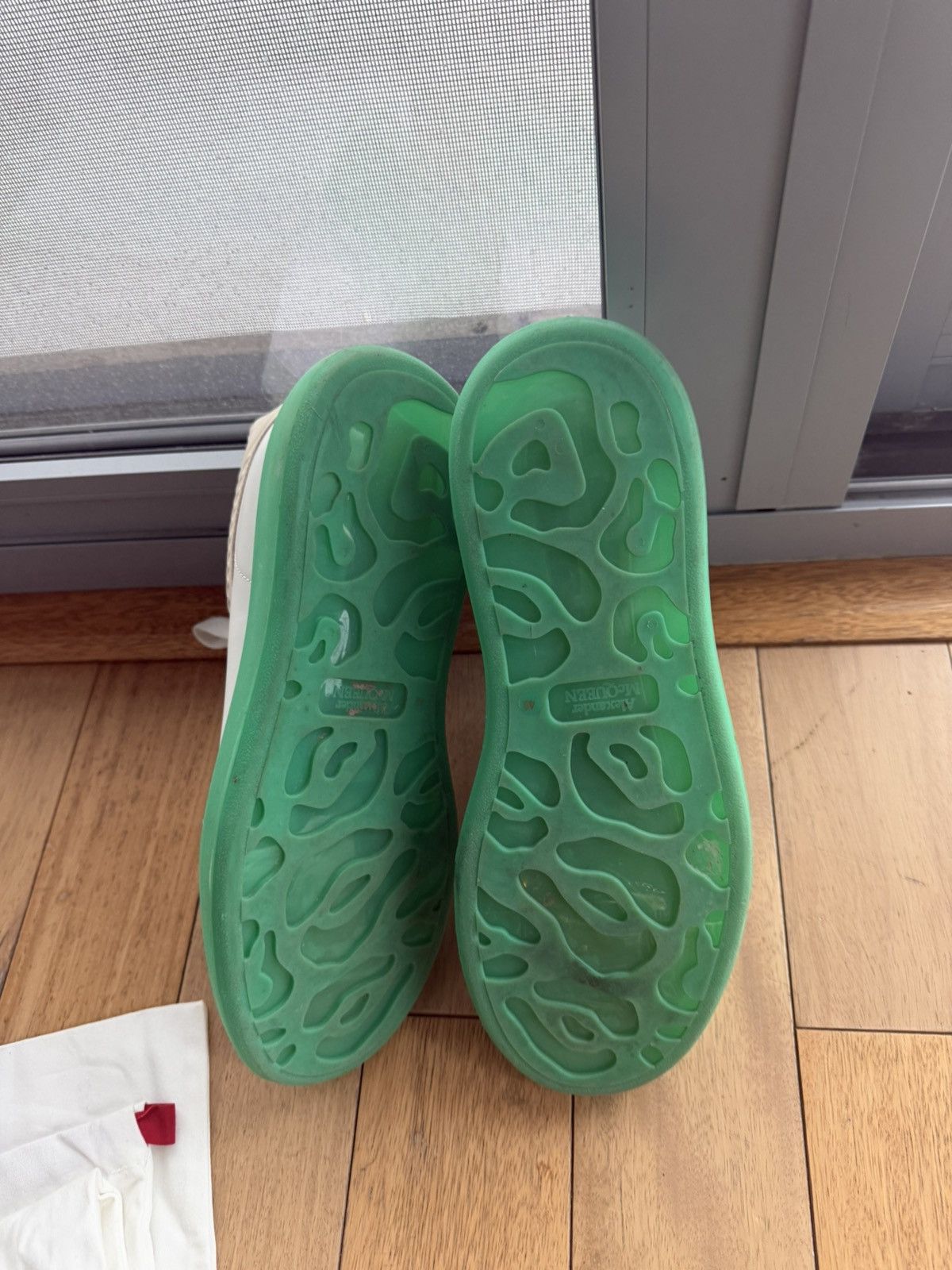 Alexander McQueen Alexander McQueen Oversized Sneakers White Green Size 12 Size US 12 / EU 45 - 3 Thumbnail