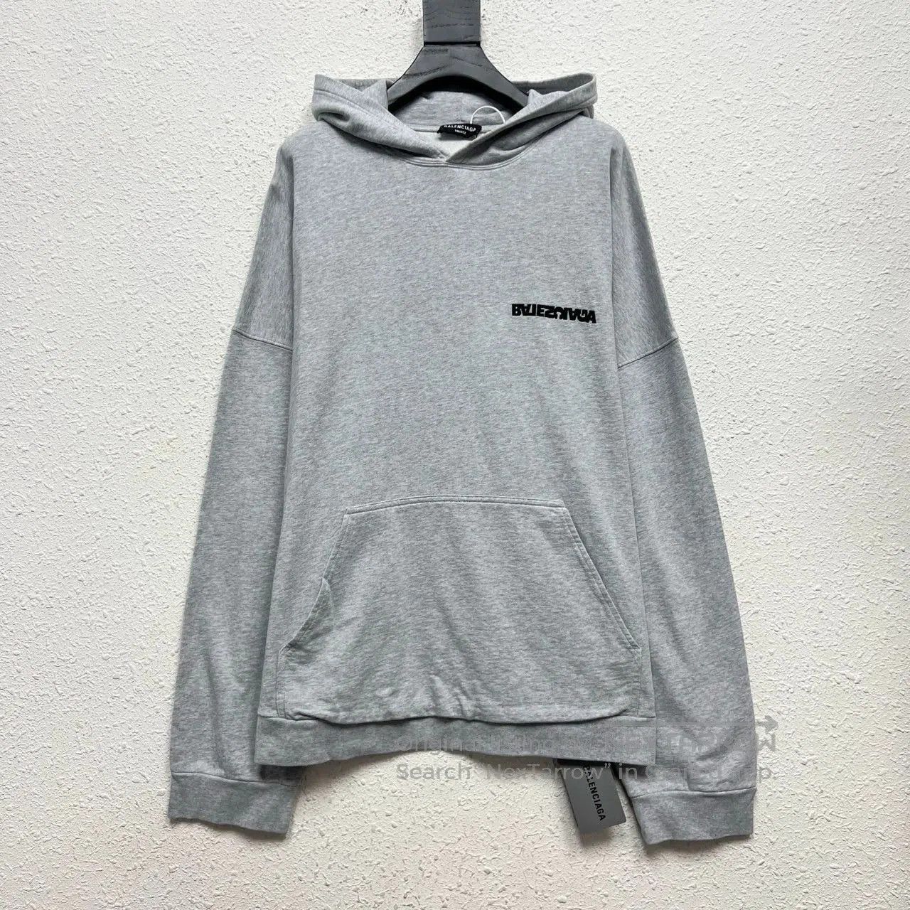 Balenciaga balenciaga logo embroidery hoodie in gray. Size US M / EU 48-50 / 2 - 1 Thumbnail