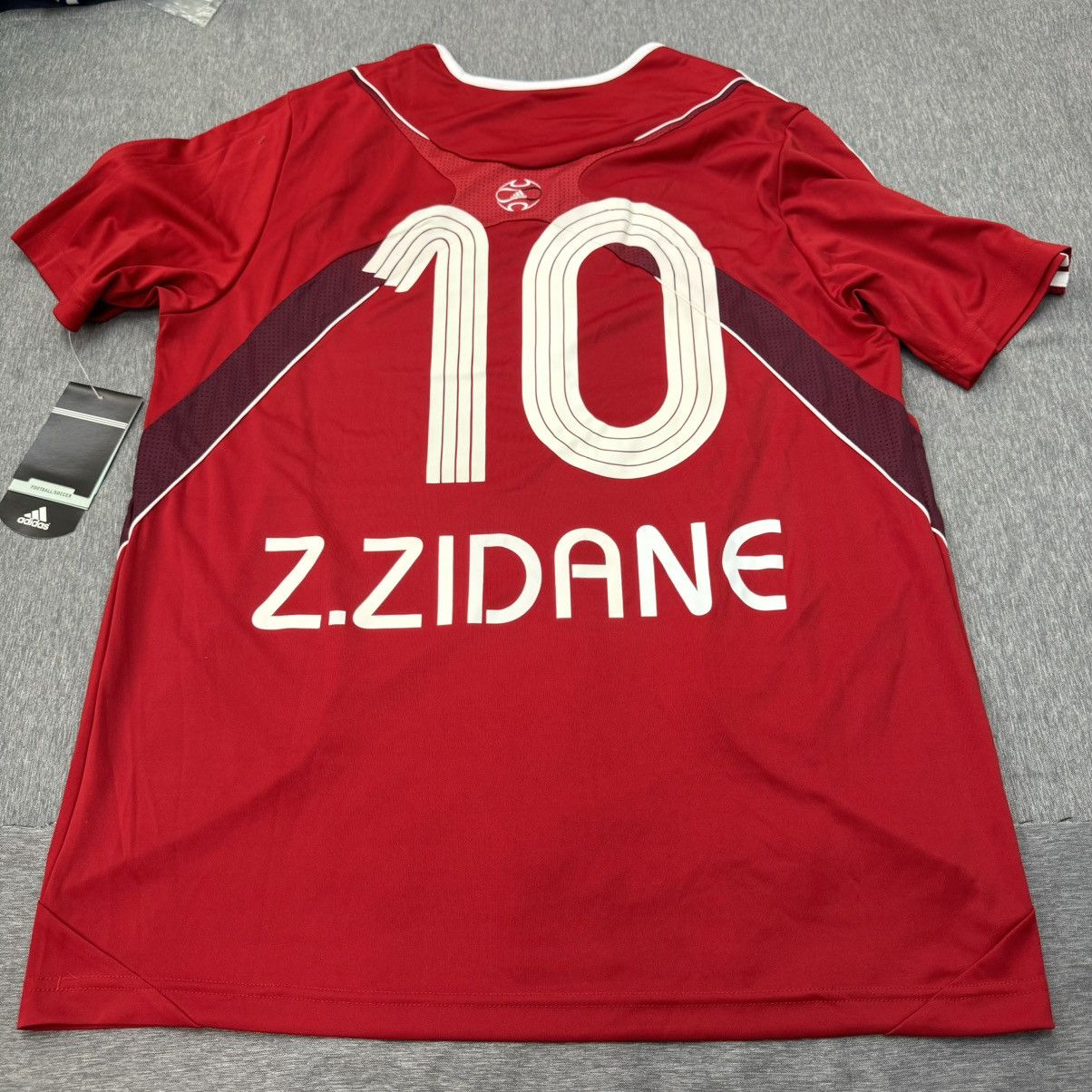 Adidas 2007 charity math shirt #10 Zidane (bnwt) Size US XL / EU 56 / 4 - 2 Thumbnail