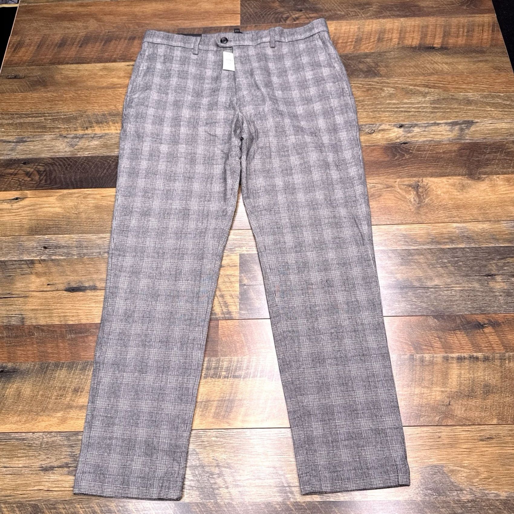 Banana Republic Banana Republic Grayson Pants Mens 34x32 Gray Plaid Slim Tapered Fit New Size US 34 / EU 50 - 2 Thumbnail