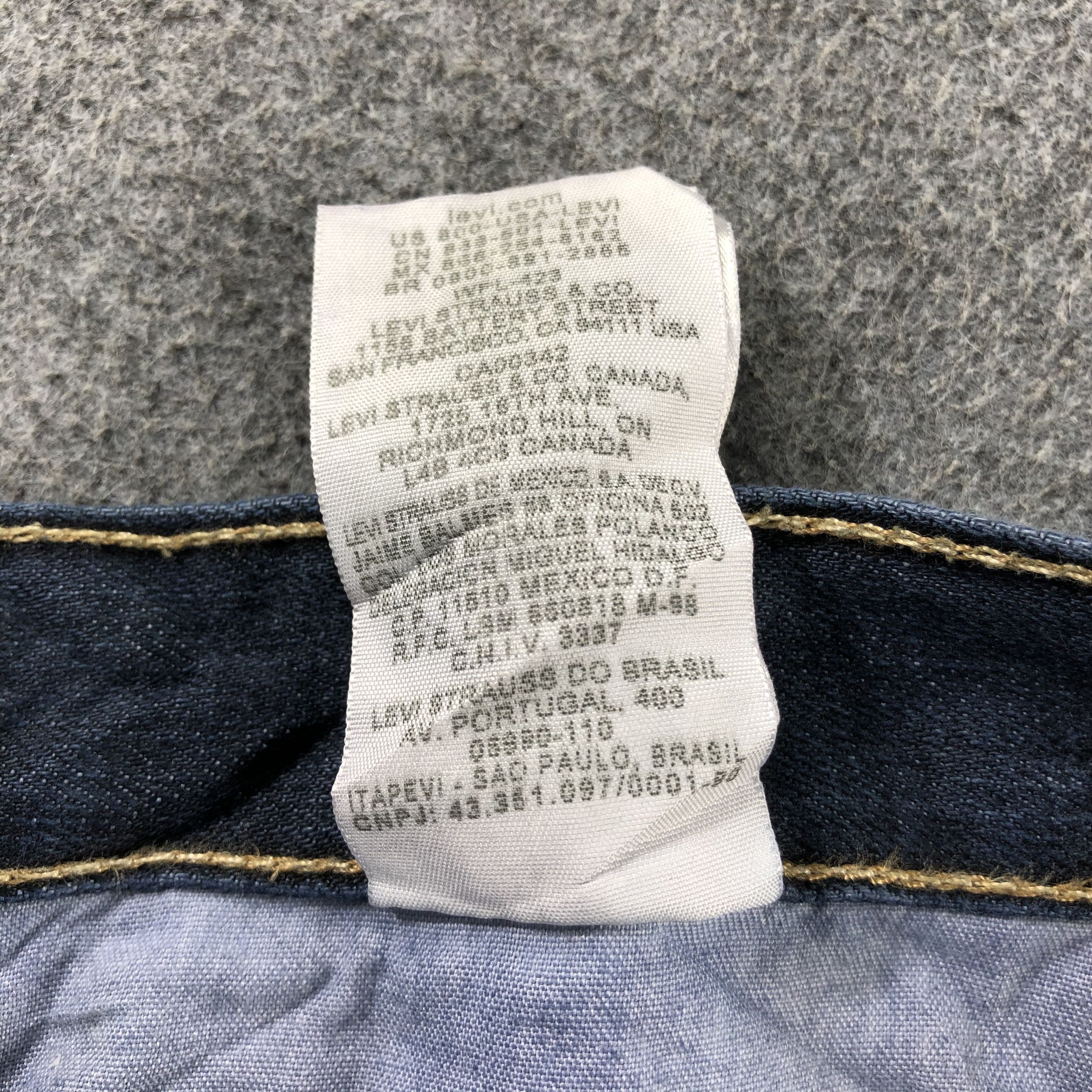 Levi's Vintage Faded Black Levis 559 Jeans-J2344 Size US 33 - 16 Thumbnail