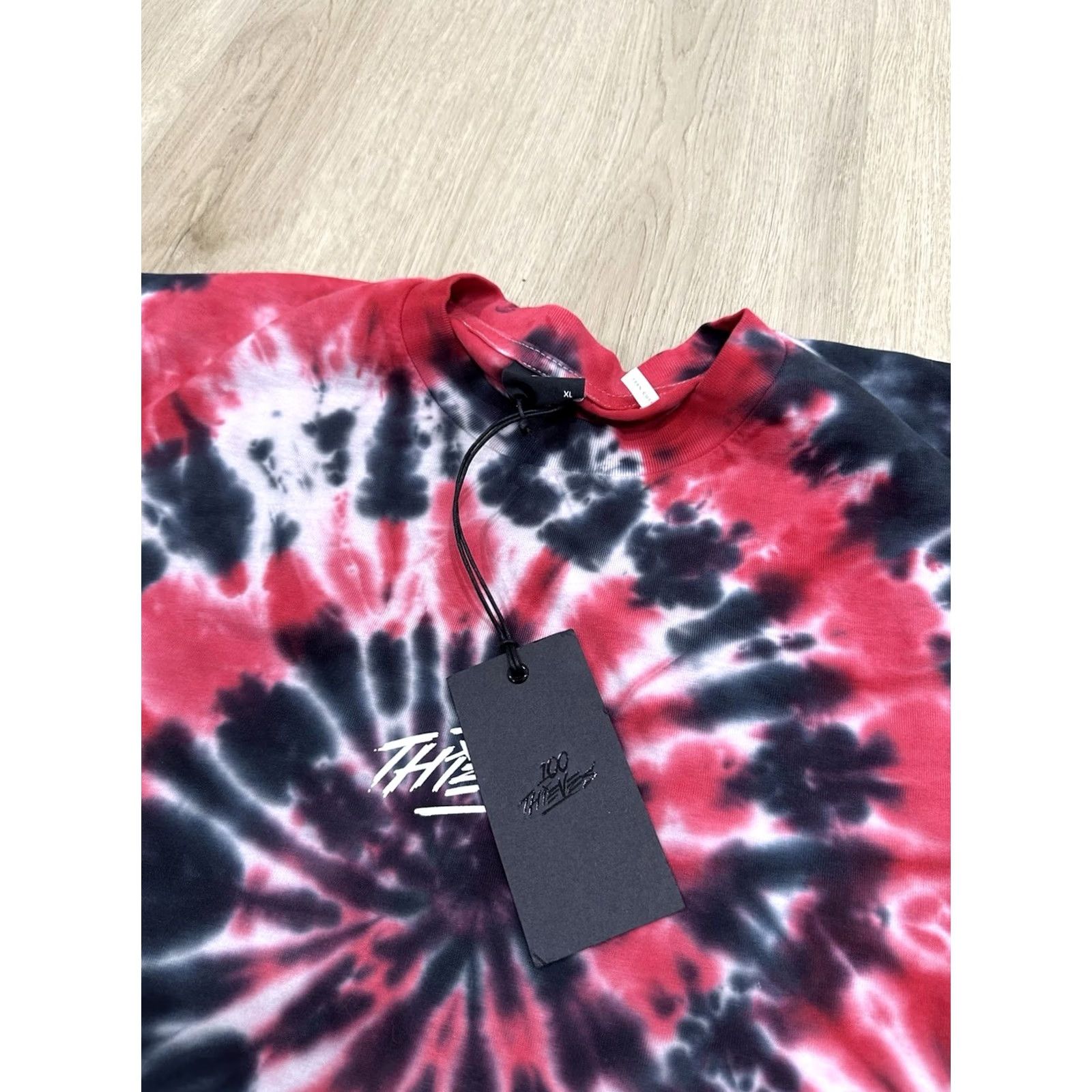 100 Thieves NWT 100 Thieves Jam Red/Black Men’s T-Shirt XL Crew Neck Short Sleeve Cotton Logo Multicolor 100 Thieves Jam Theme Size US XL / EU 56 / 4 - 7 Thumbnail