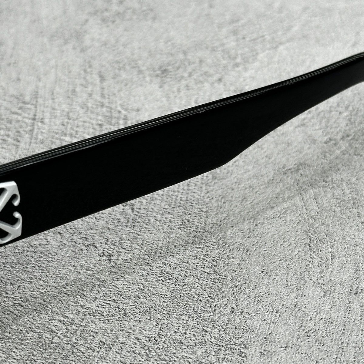 Off-White OFF WHITE ARTHUR SUNGLASSES Size ONE SIZE - 5 Thumbnail