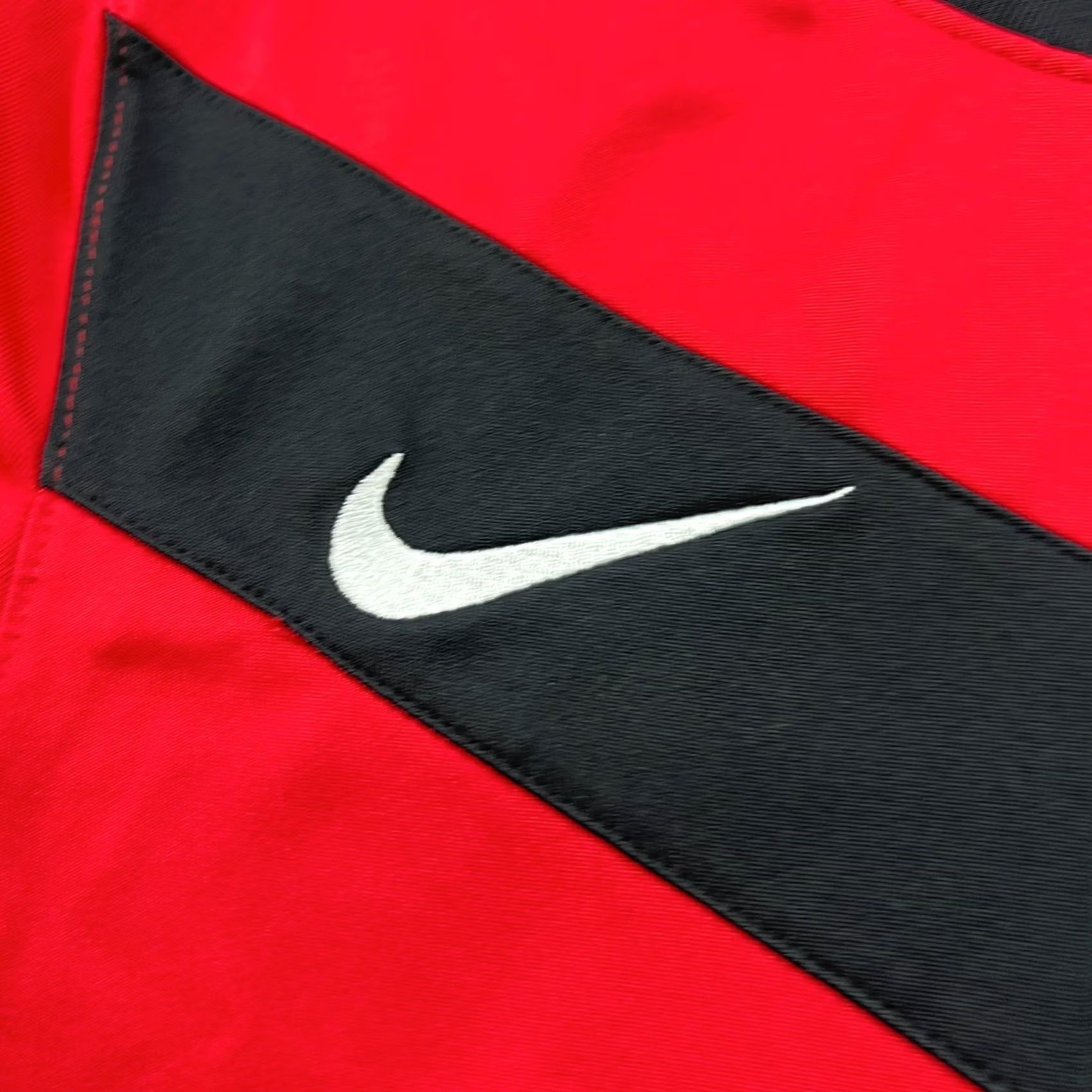 Nike Manchester United 2009 2010 Home Mens Football Jersey Shirt Nike S Red Short Sleeve Athletic Moistu… Size US S / EU 44-46 / 1 - 6 Thumbnail