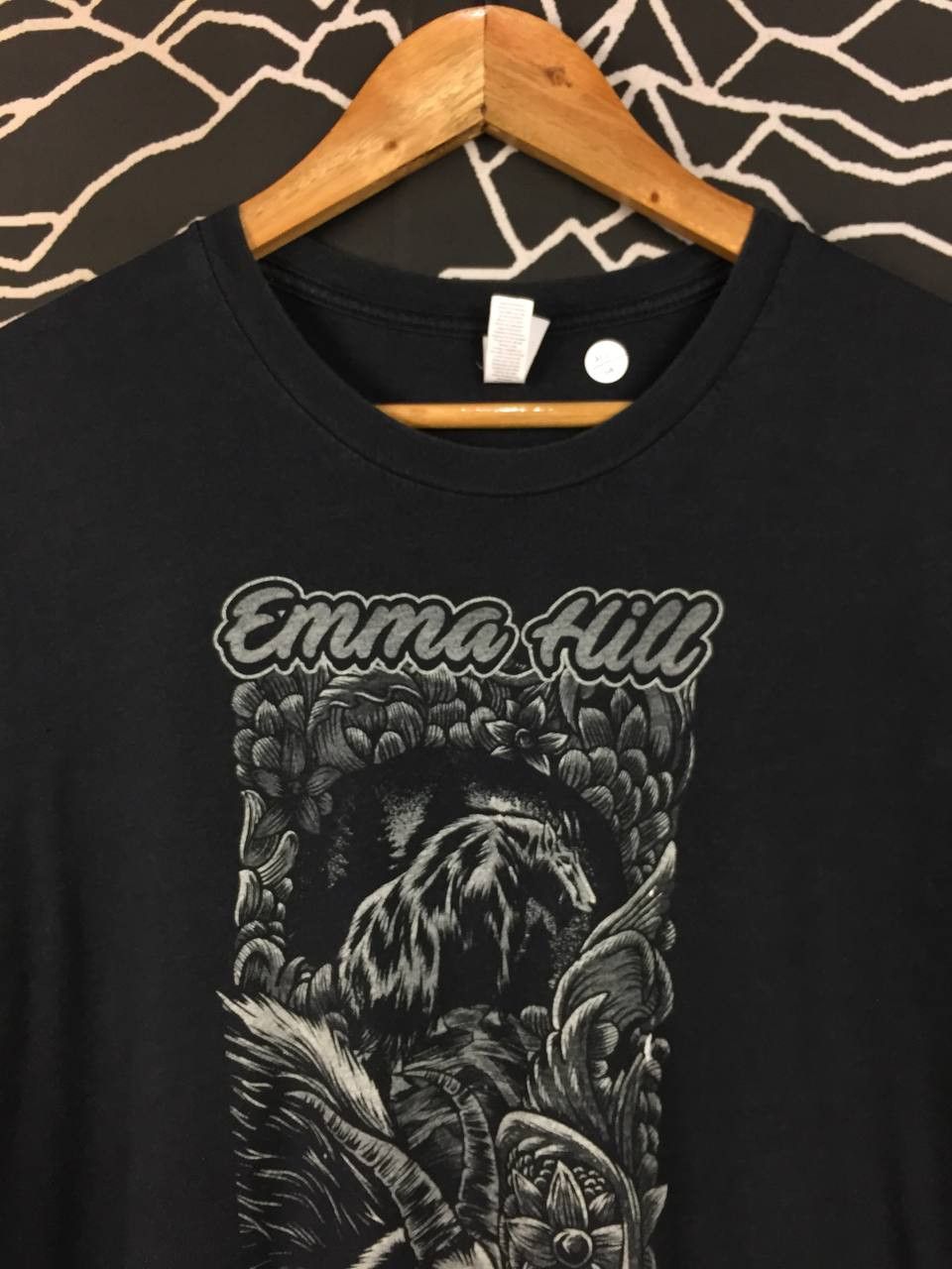 Band Tees Emma Hill Australian Folk/Country Singer Graphic Tee Size US L / EU 52-54 / 3 - 3 Thumbnail