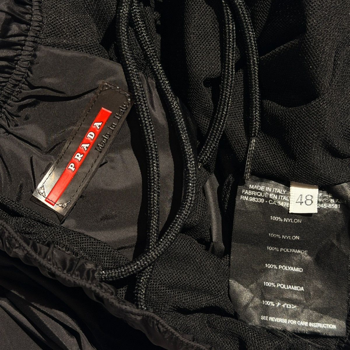 Prada Vintage unisex Nylon shorts Size US 32 / EU 48 - 4 Thumbnail