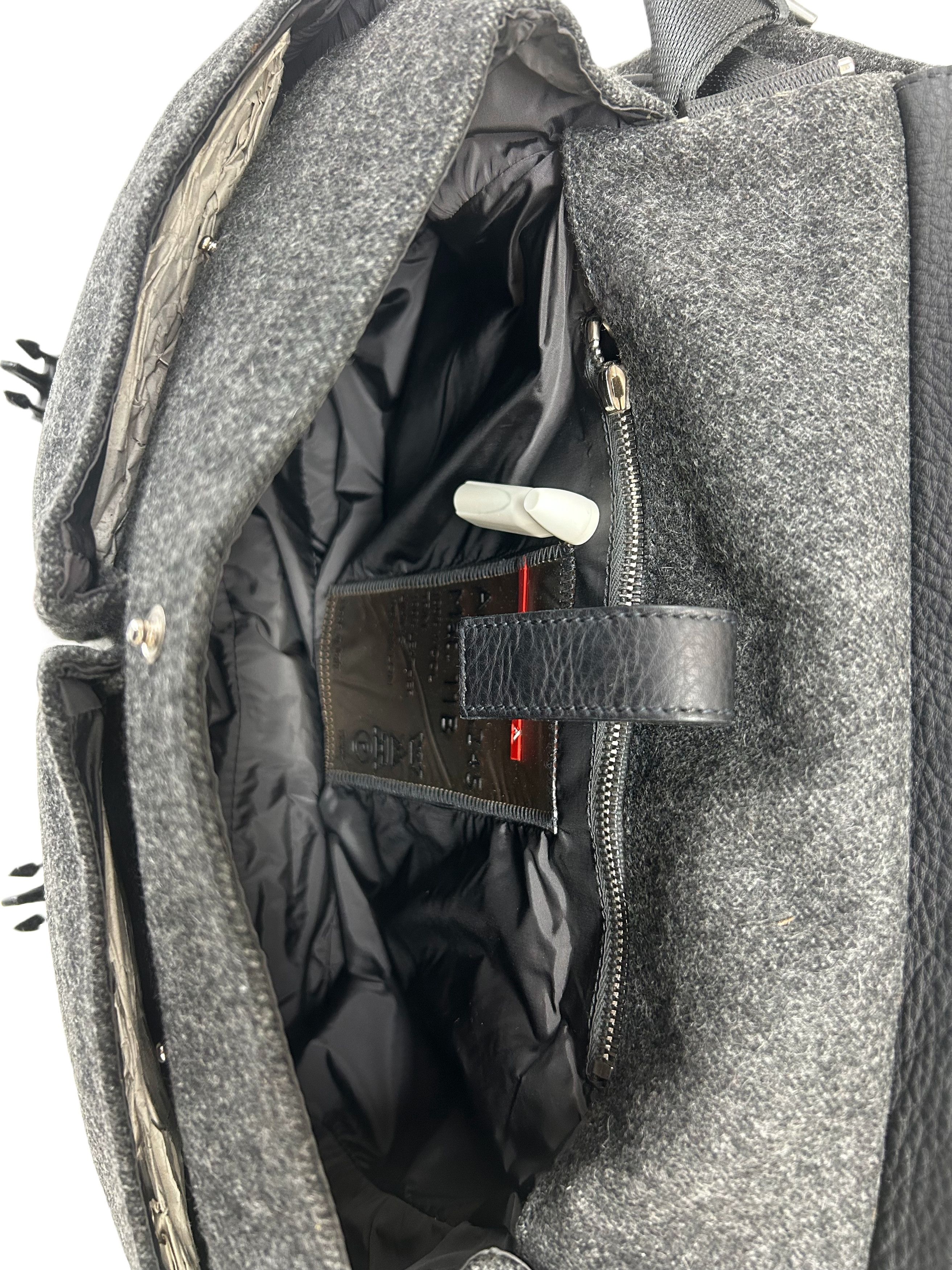 Prada Prada Linea Rossa Grey Wool With Black grain Leather Flap Size ONE SIZE - 6 Thumbnail