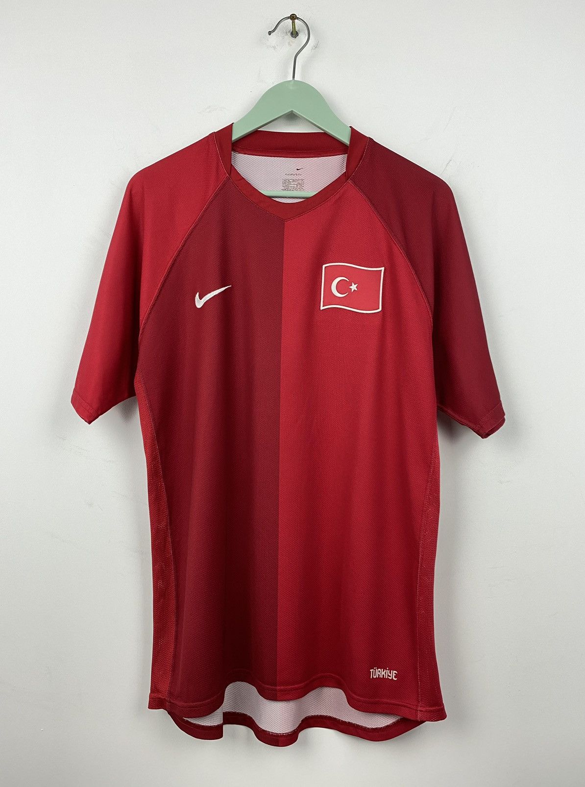 Nike Vintage Turkey 2006 2007 Football Soccer Jersey Italy Spain Size US M / EU 48-50 / 2 - 1 Thumbnail