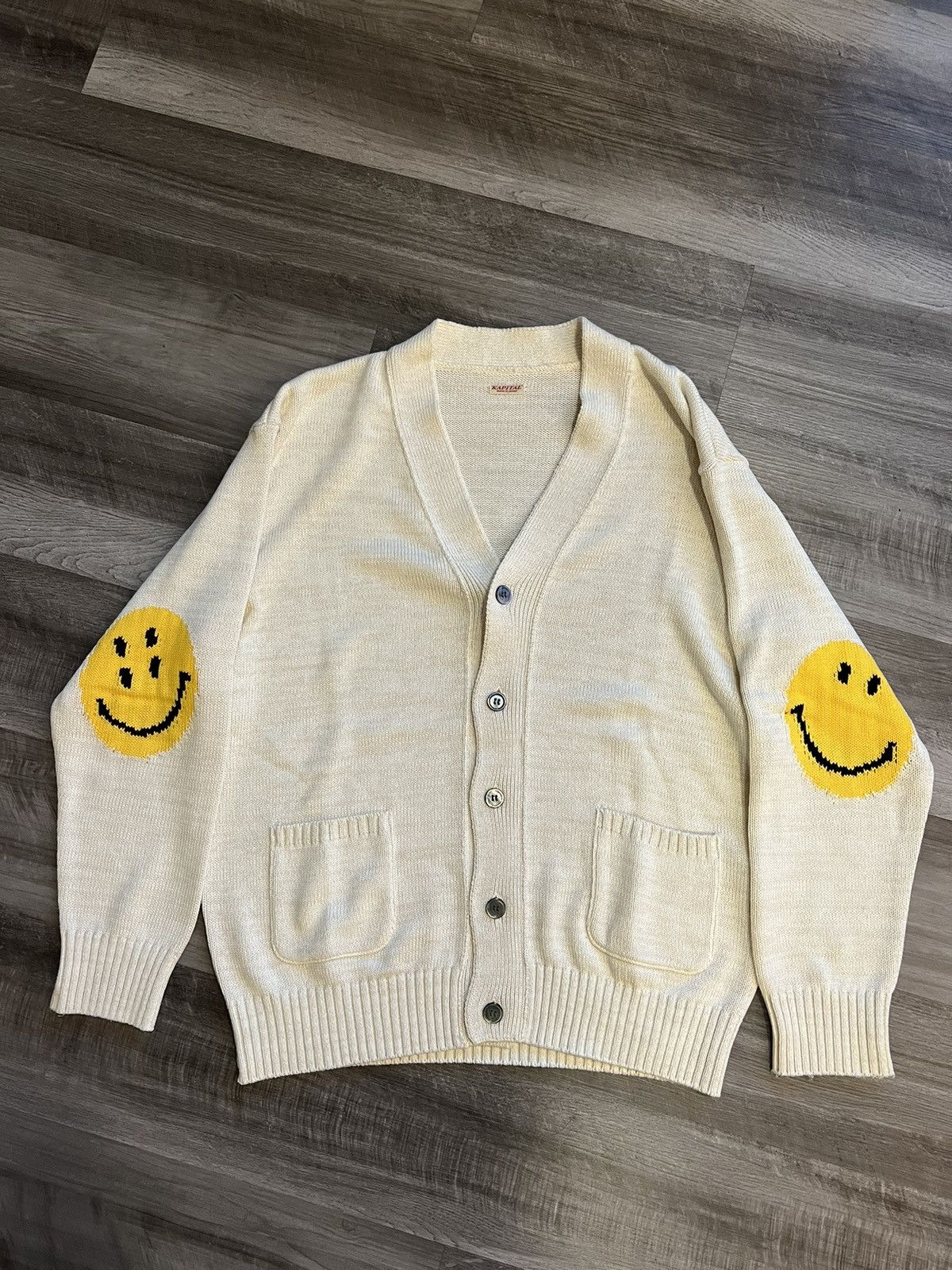 Kapital smiley outlet sweater