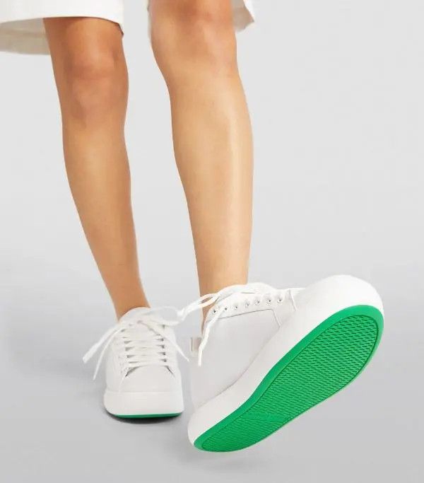 Bottega Veneta o1bcso1str0225 Pillow Sneakers in White Size US 11 / IT 41 - 5 Thumbnail
