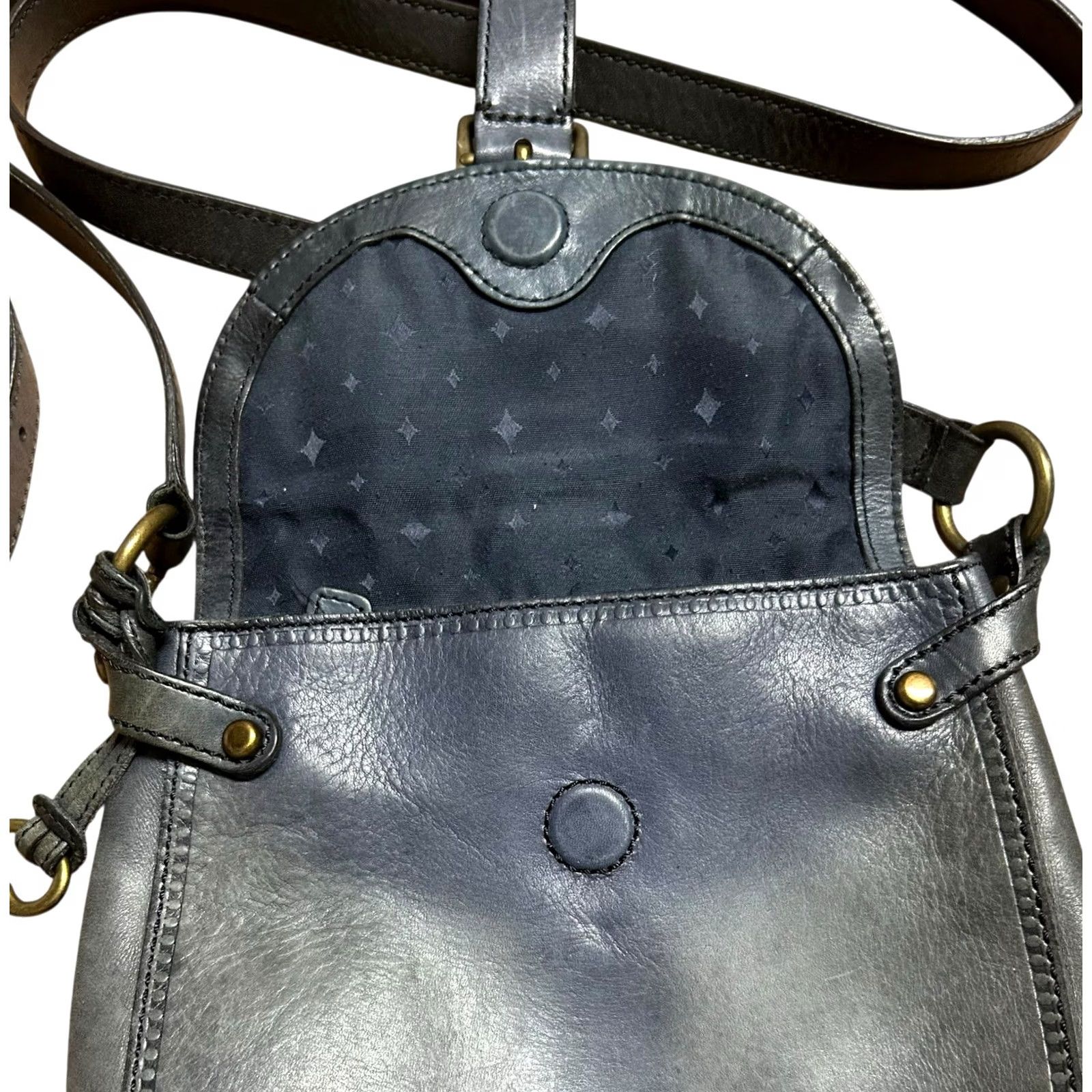 Fossil FOSSIL KEY Grey Leather Satchel Crossbody Purse Shoulder HandBag Women's Read Bag Sydney Vintage No Strap Tear Read More Details Size ONE SIZE - 6 Thumbnail