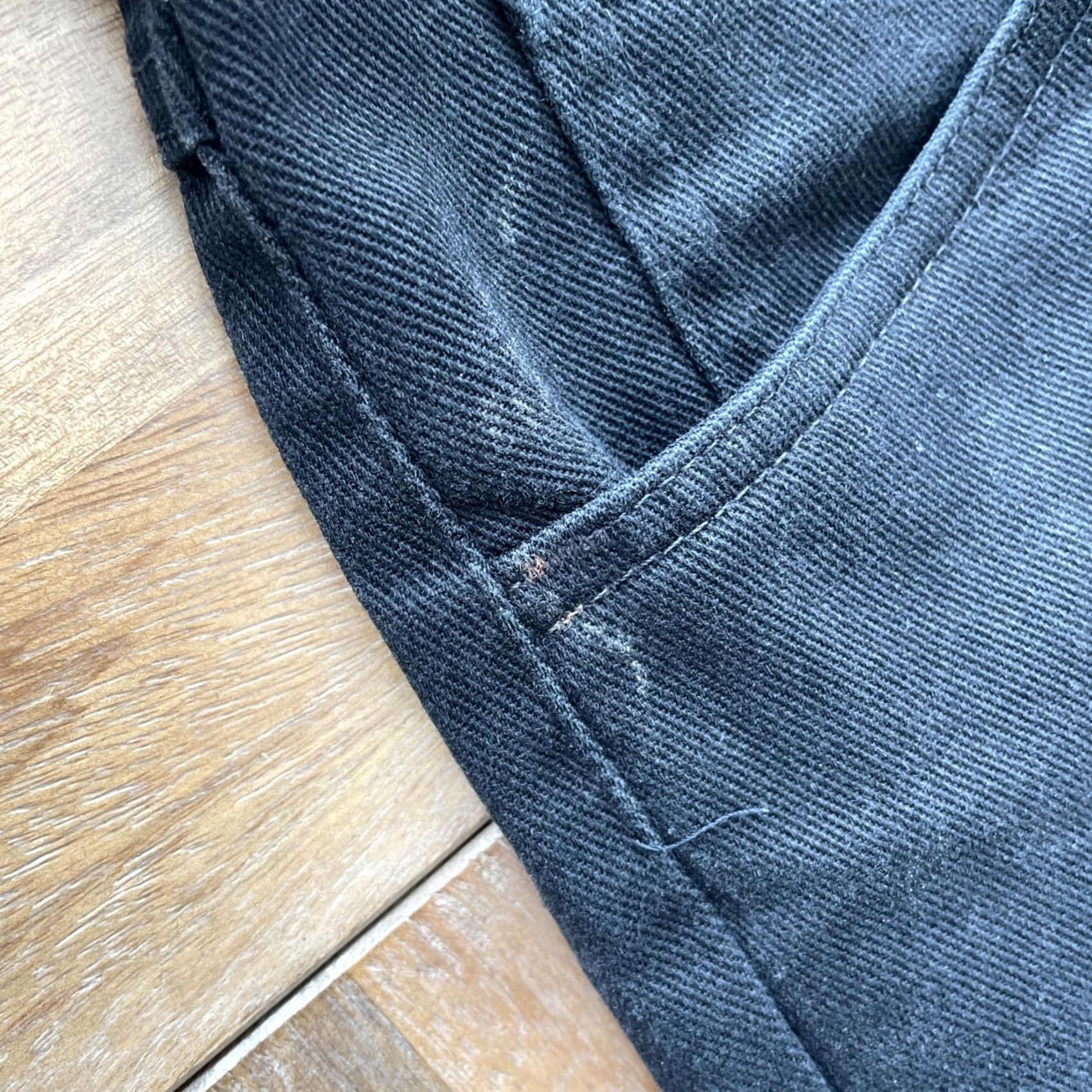 Vintage VINTAGE OshKosh B'gosh Jeans Mens 29x31 Black Denim Talon Zipper Workwear Painter Pant Size US 29 - 6 Thumbnail