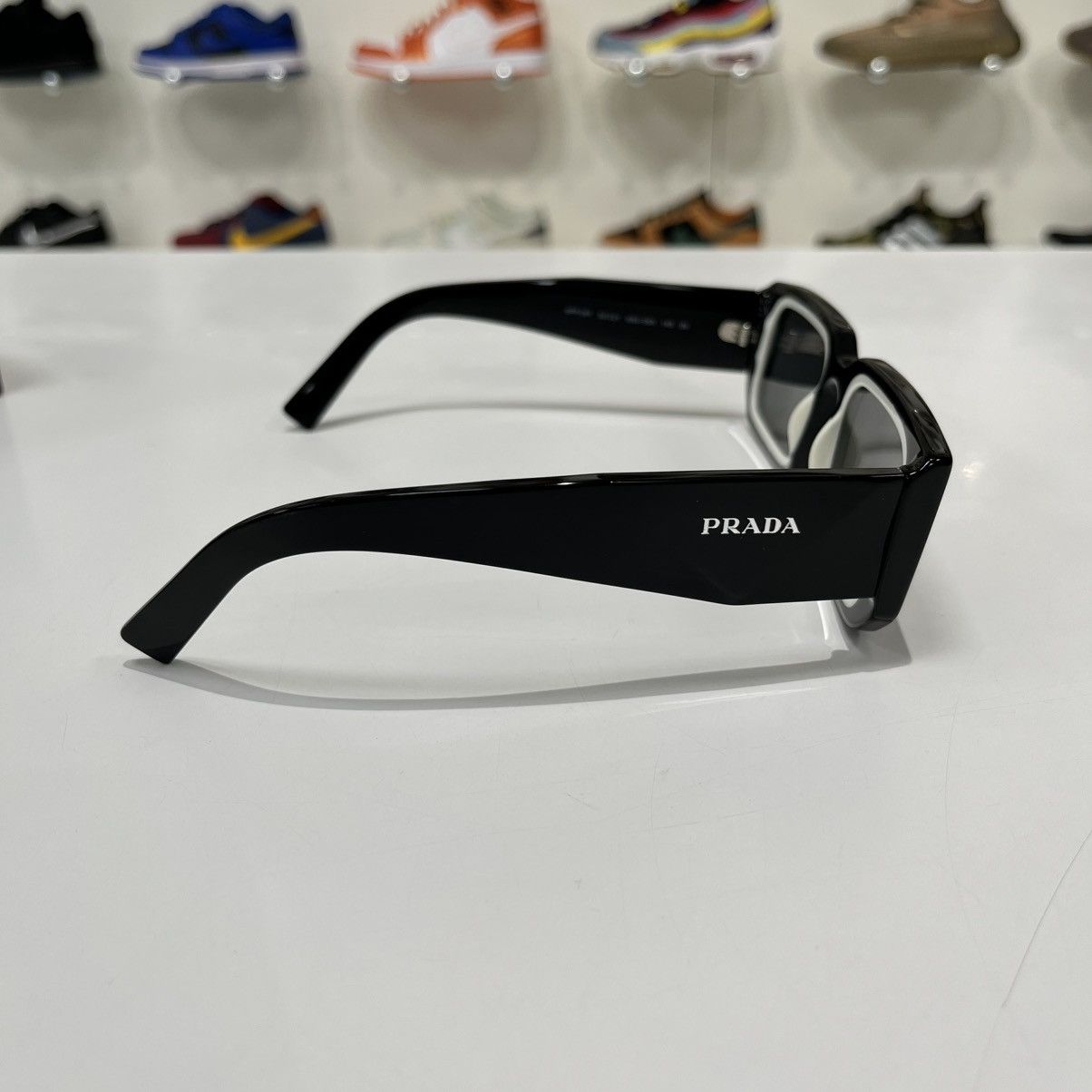 Prada Prada Sunglasses Black Size ONE SIZE - 5 Thumbnail