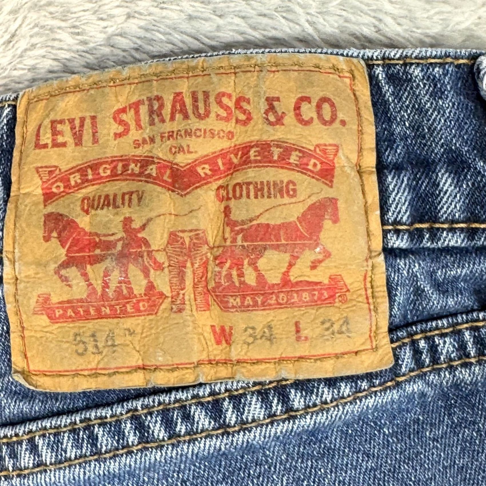 Levi's VINTAGE Levi's 514 Jeans Mens 34x34 Blue Denim Straight Leg Whiskered Classic Pants 90s Size US 34 / EU 50 - 3 Thumbnail