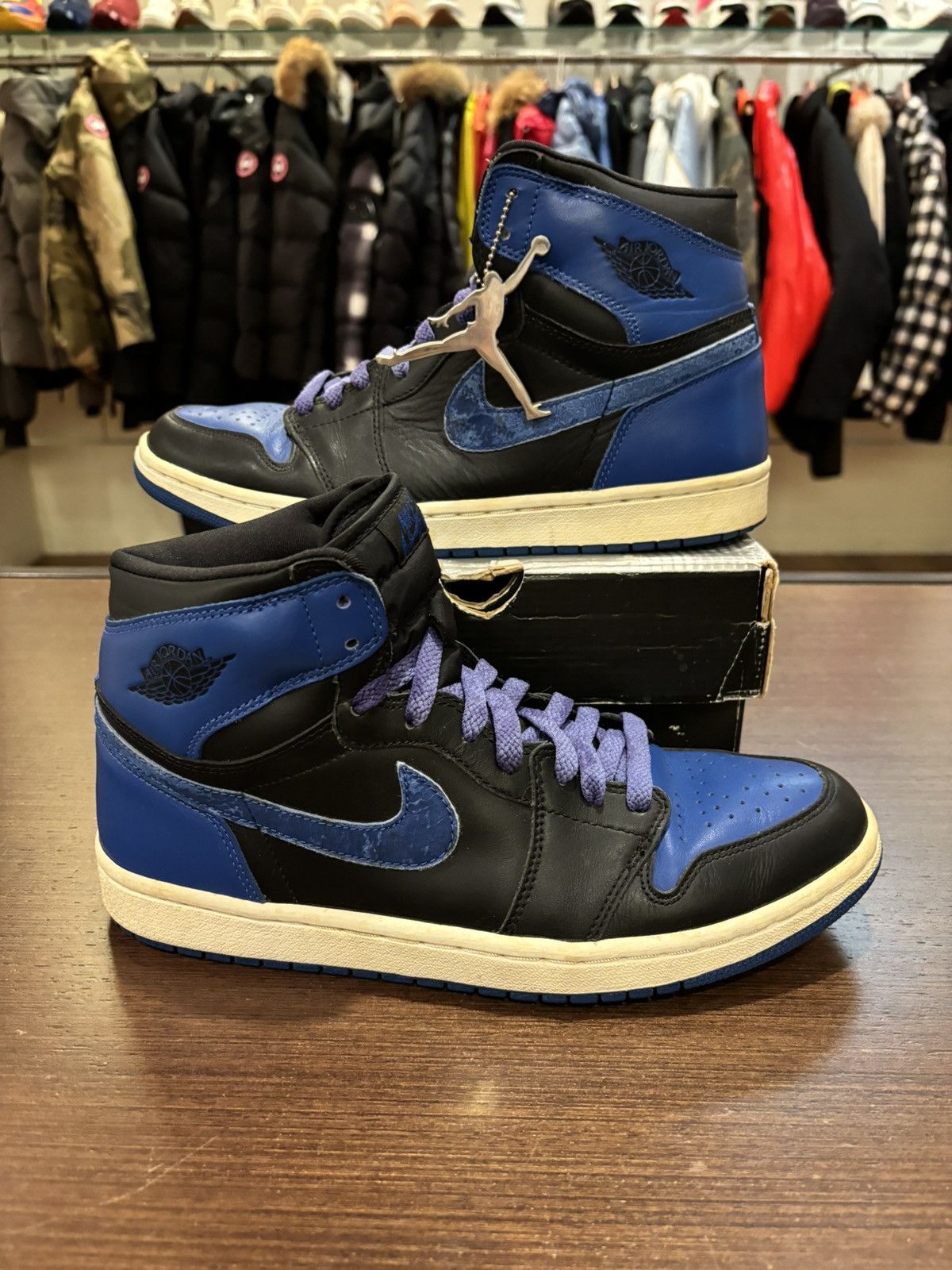 Jordan Brand Jordan 1 Retro 2001 ‘Royal’ (C) Size US 10 / EU 43 - 1 Thumbnail