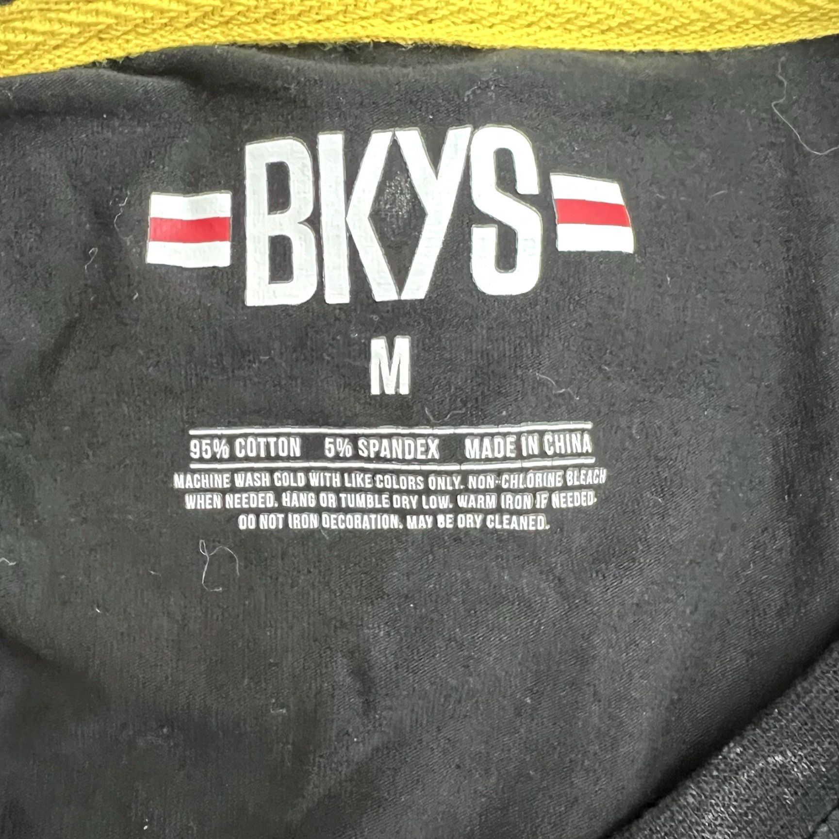 Vintage BKYS Be Kind Embroidered Patchwork T-Shirt Adult M Black Crew Neck Short Sleeve Cotton Blend Size US M / EU 48-50 / 2 - 6 Thumbnail