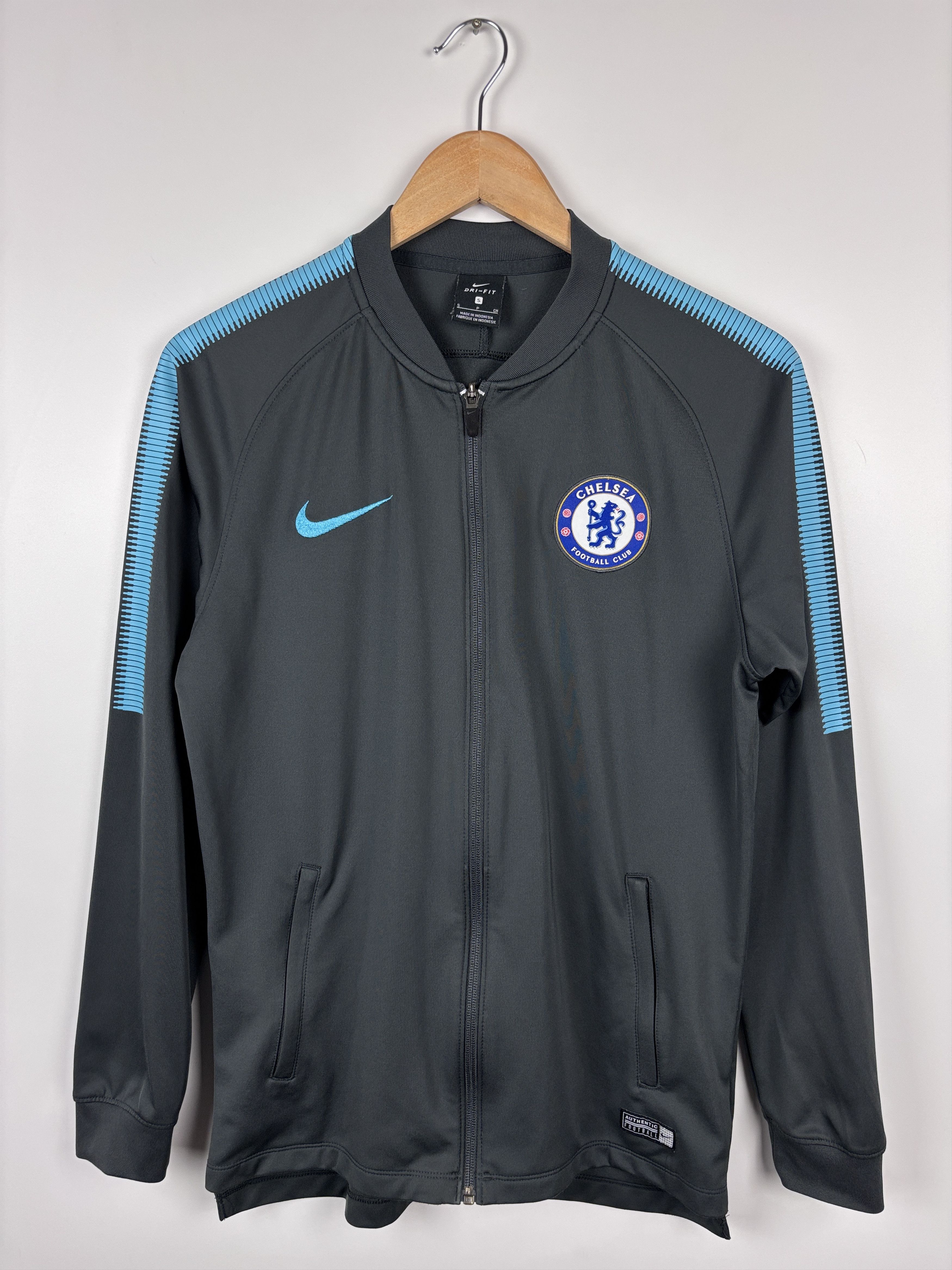Chelsea Soccer × Nike Mens Nike Chelsea Training Full Zip Jacket Black Size S Size US S / EU 44-46 / 1 - 1 Thumbnail